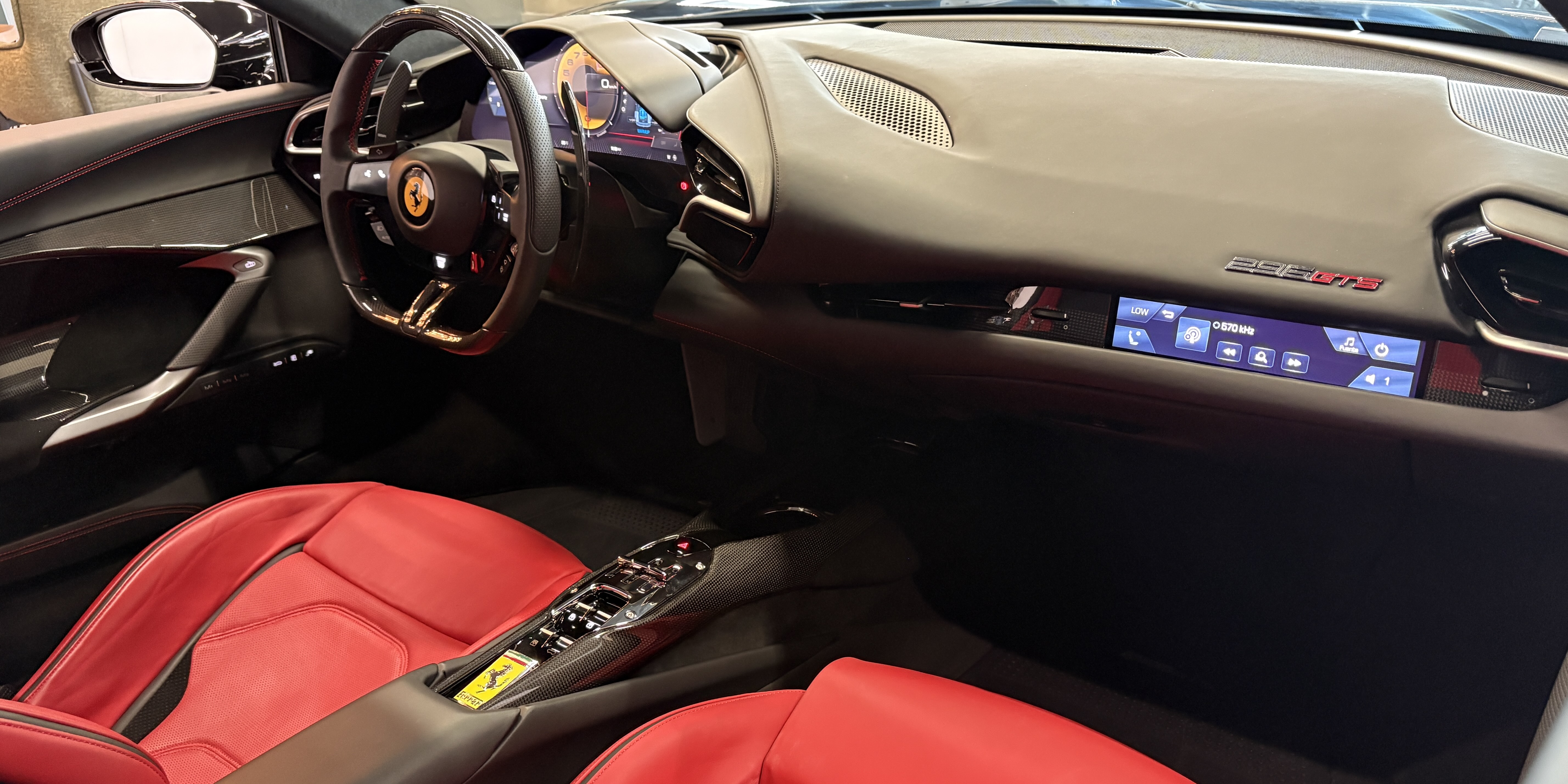 Ferrari 296 GTS