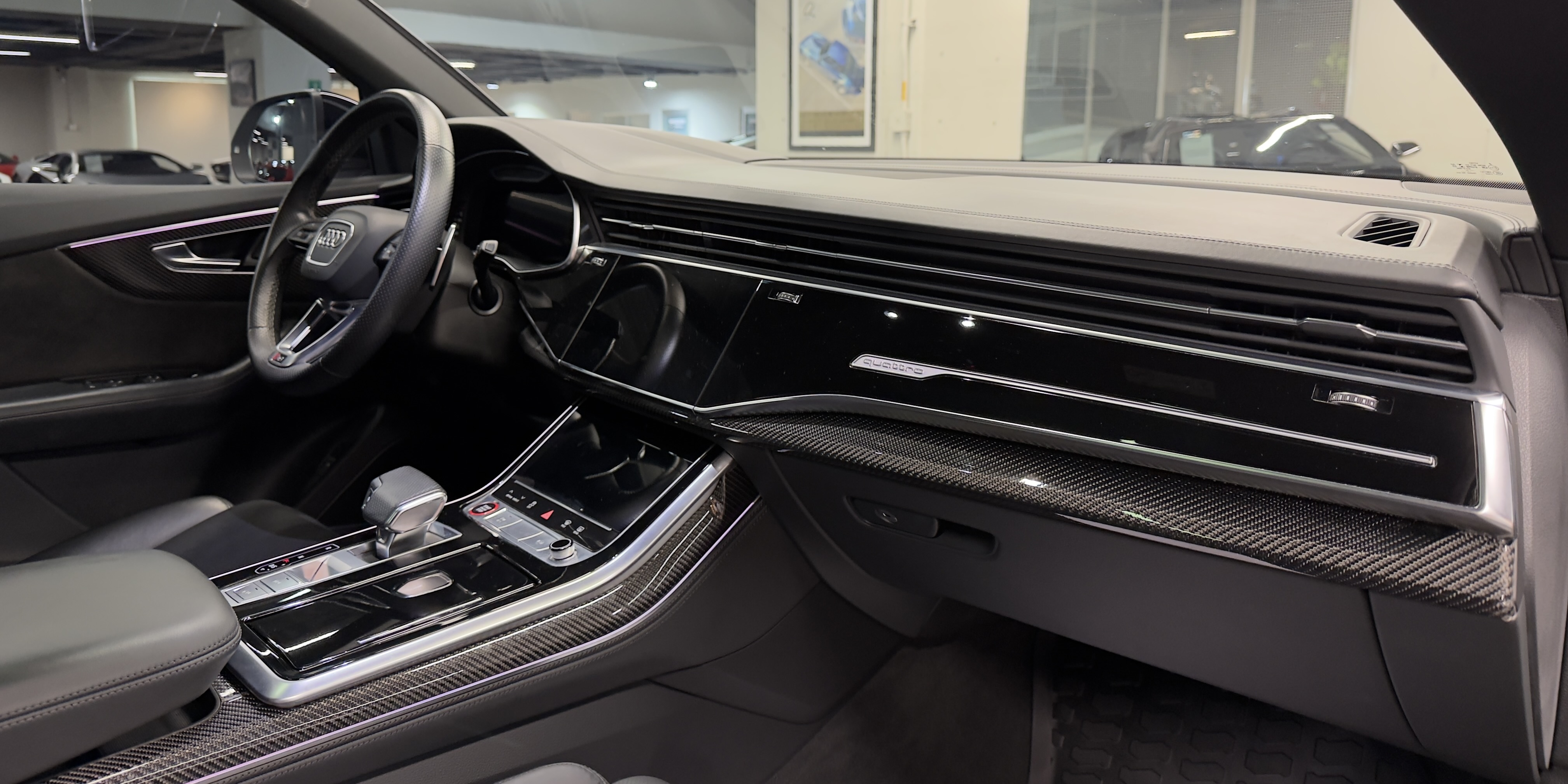 Audi RSQ8