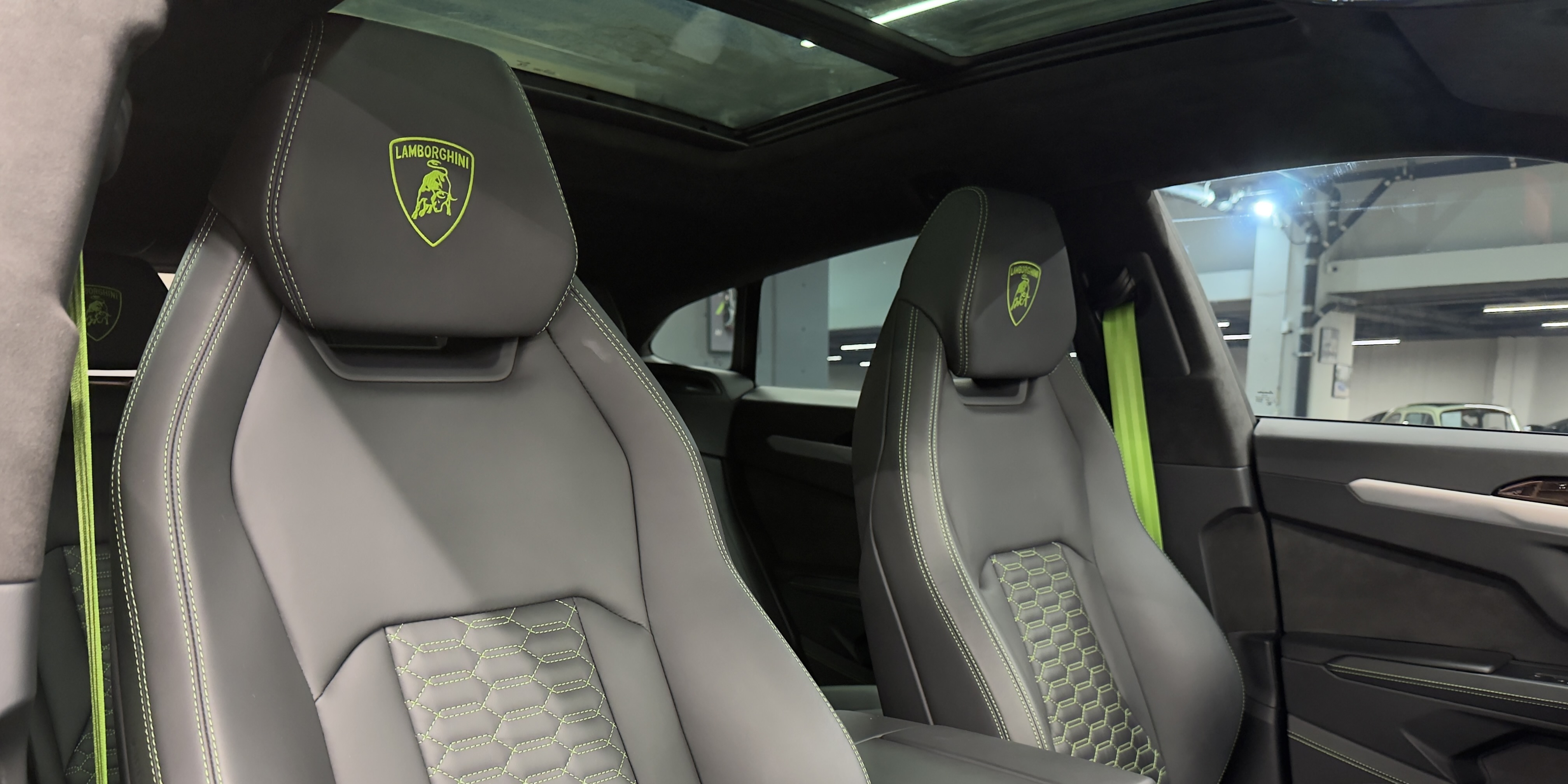 Lamborghini Urus S