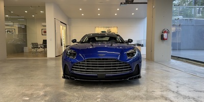 Aston Martin DB12 S