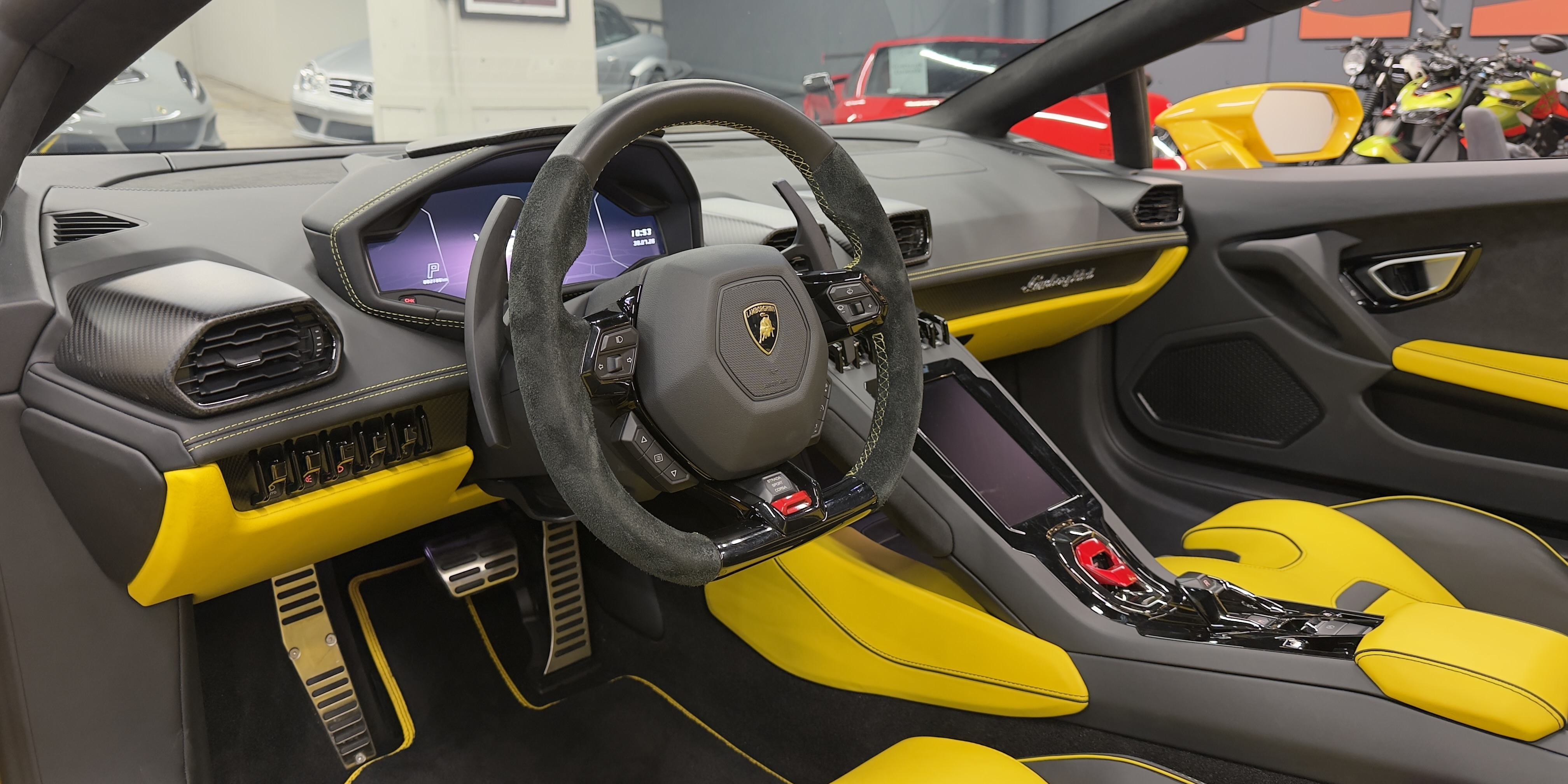 Lamborghini Huracan EVO Spyder