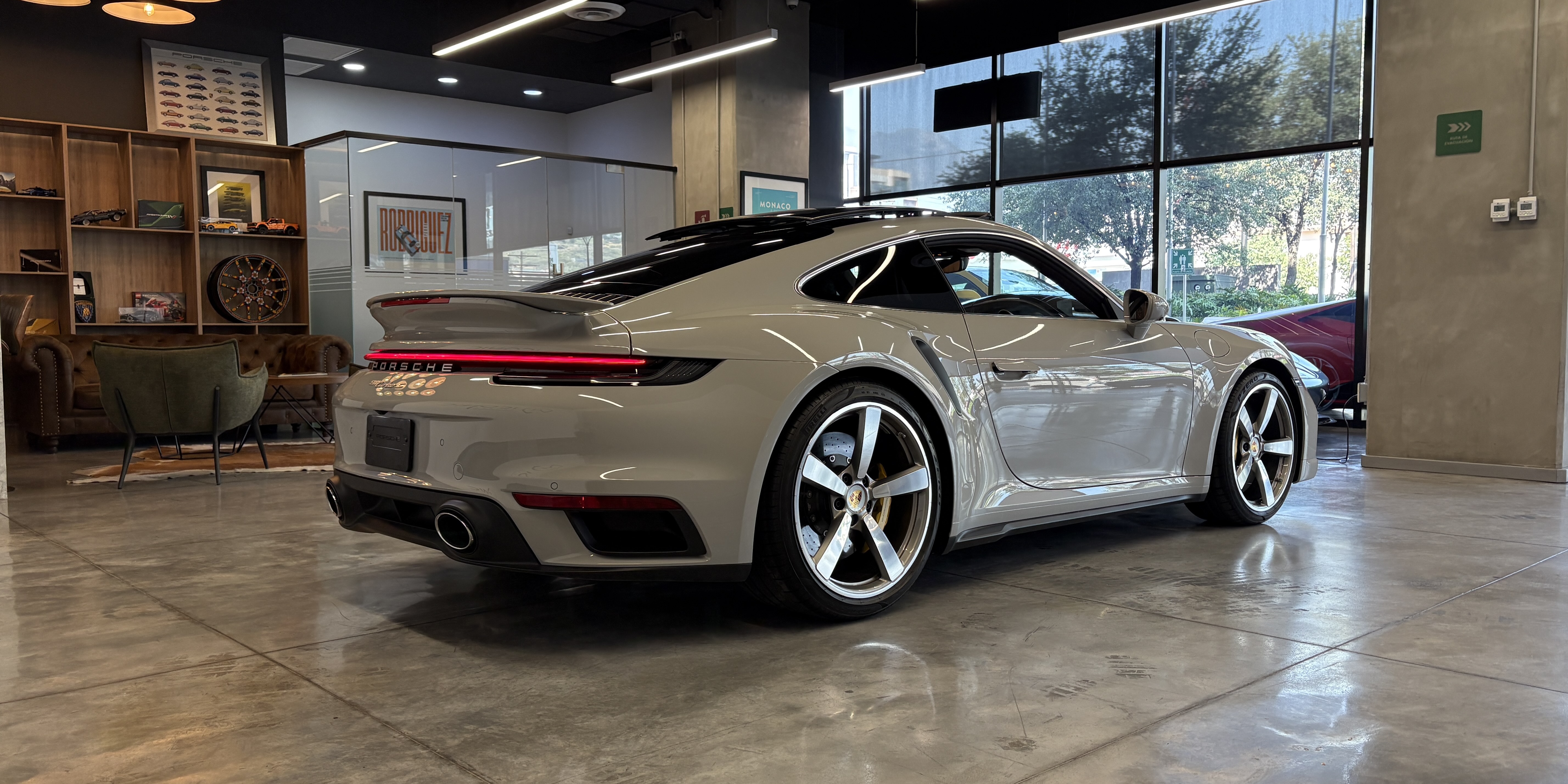 Porsche 911 Turbo S