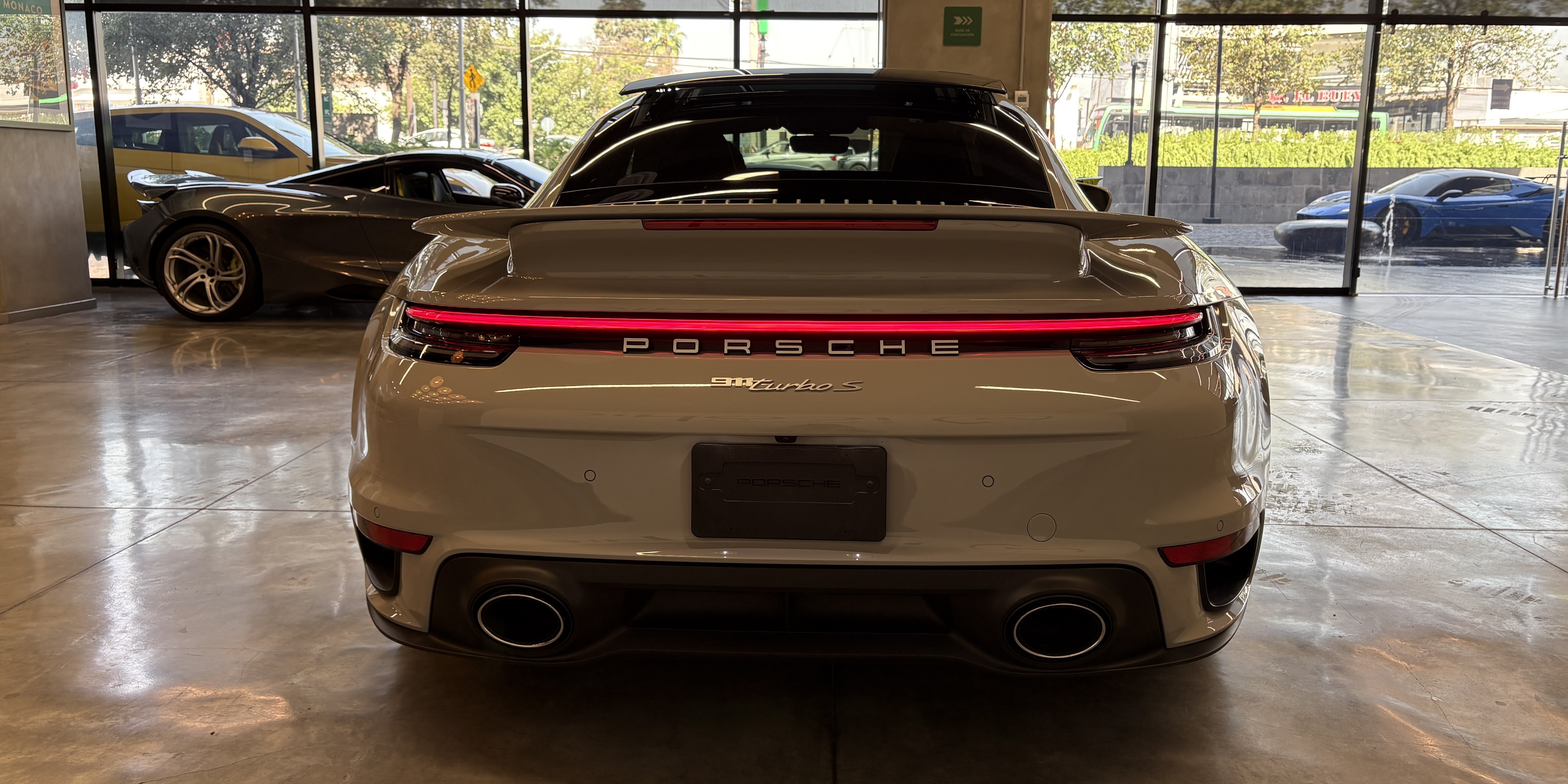 Porsche 911 Turbo S