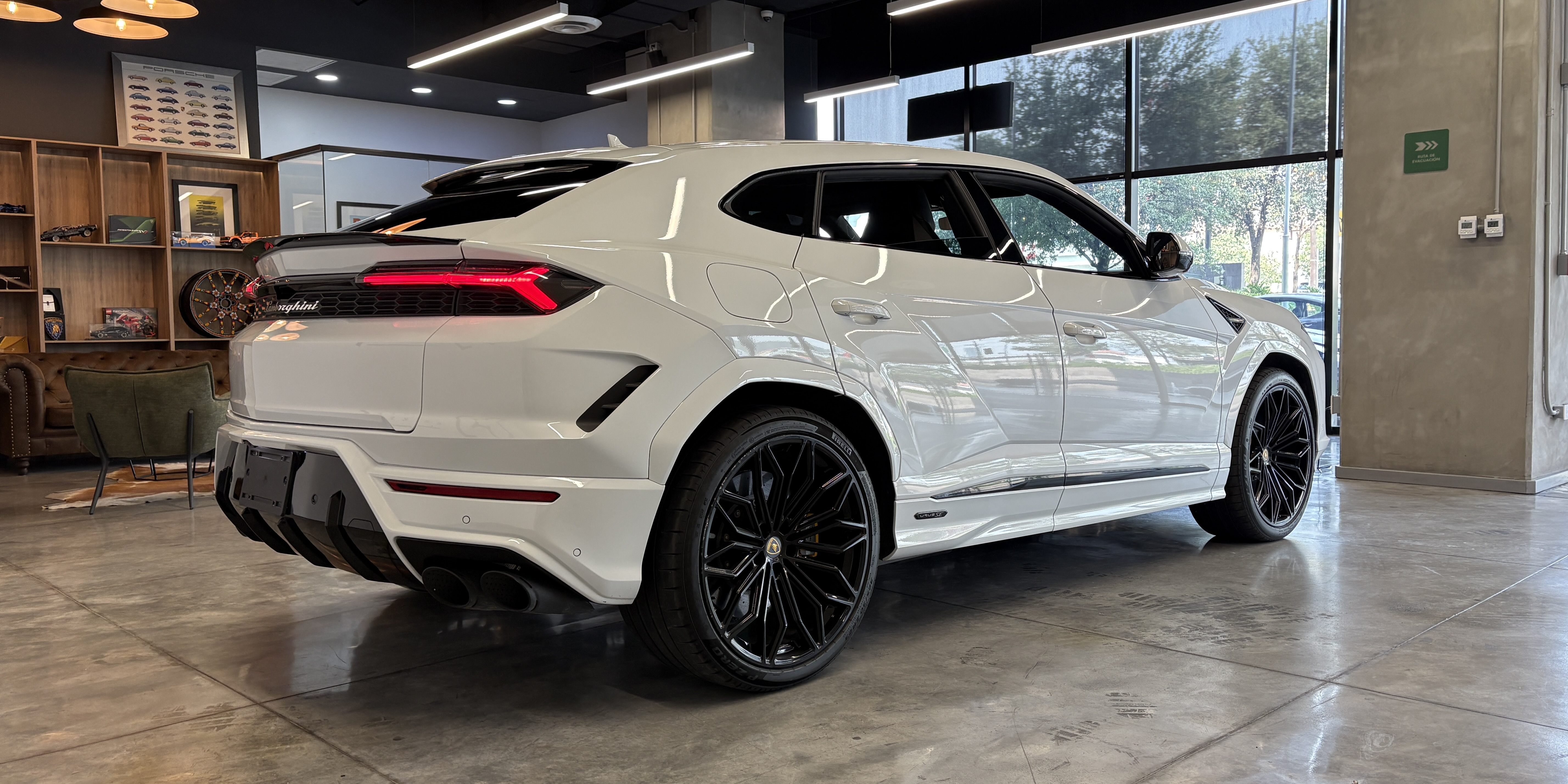 Lamborghini Urus SE