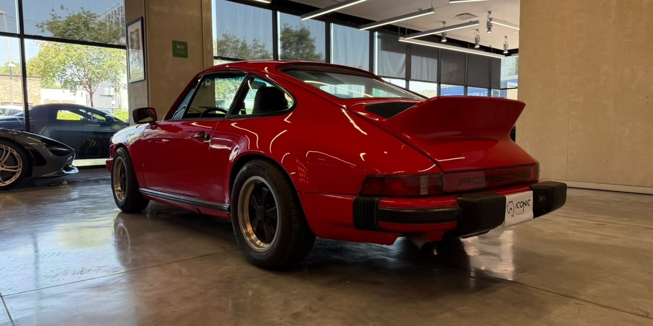 Porsche 911