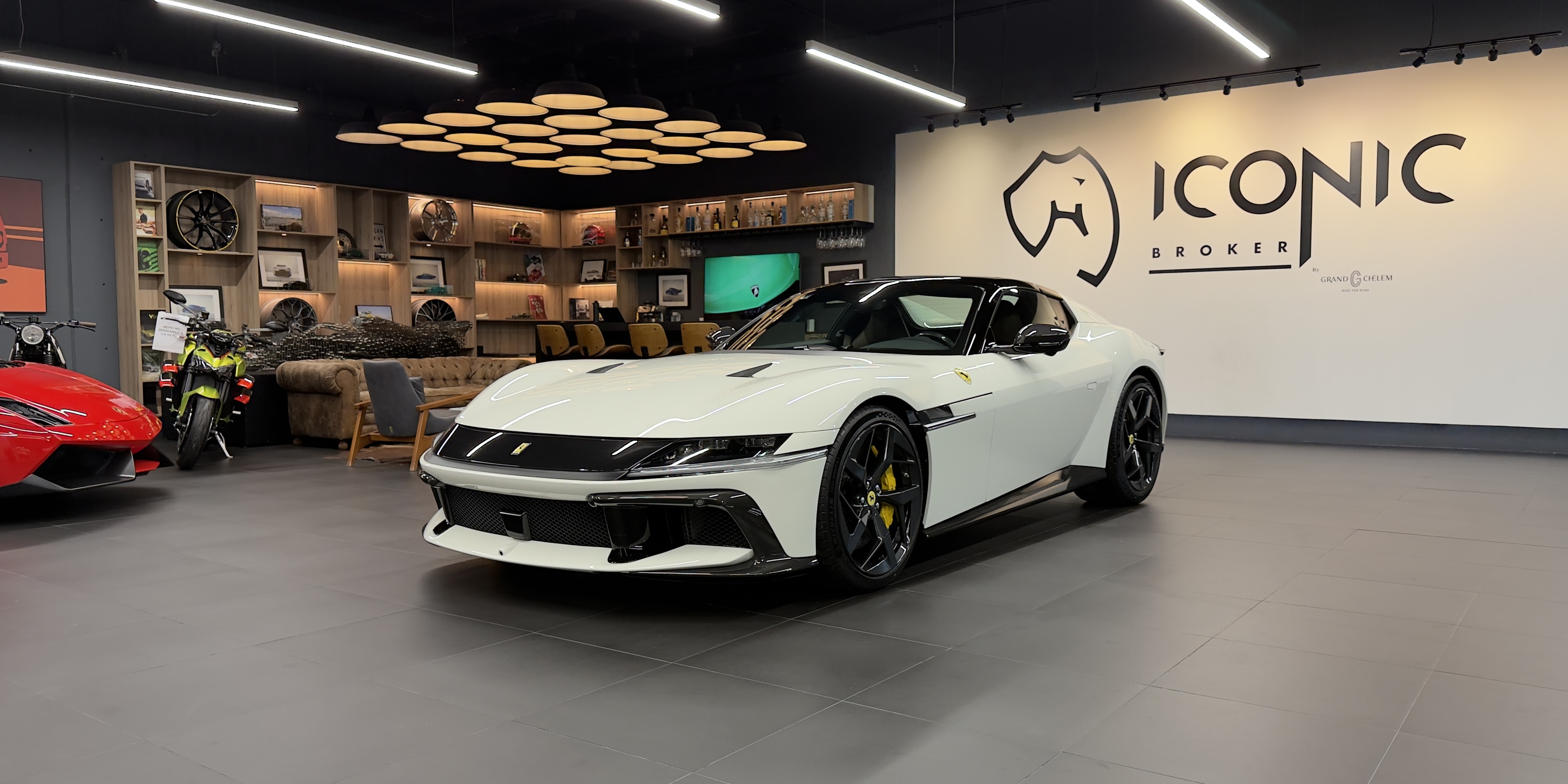 Ferrari 12CILINDRI Spider