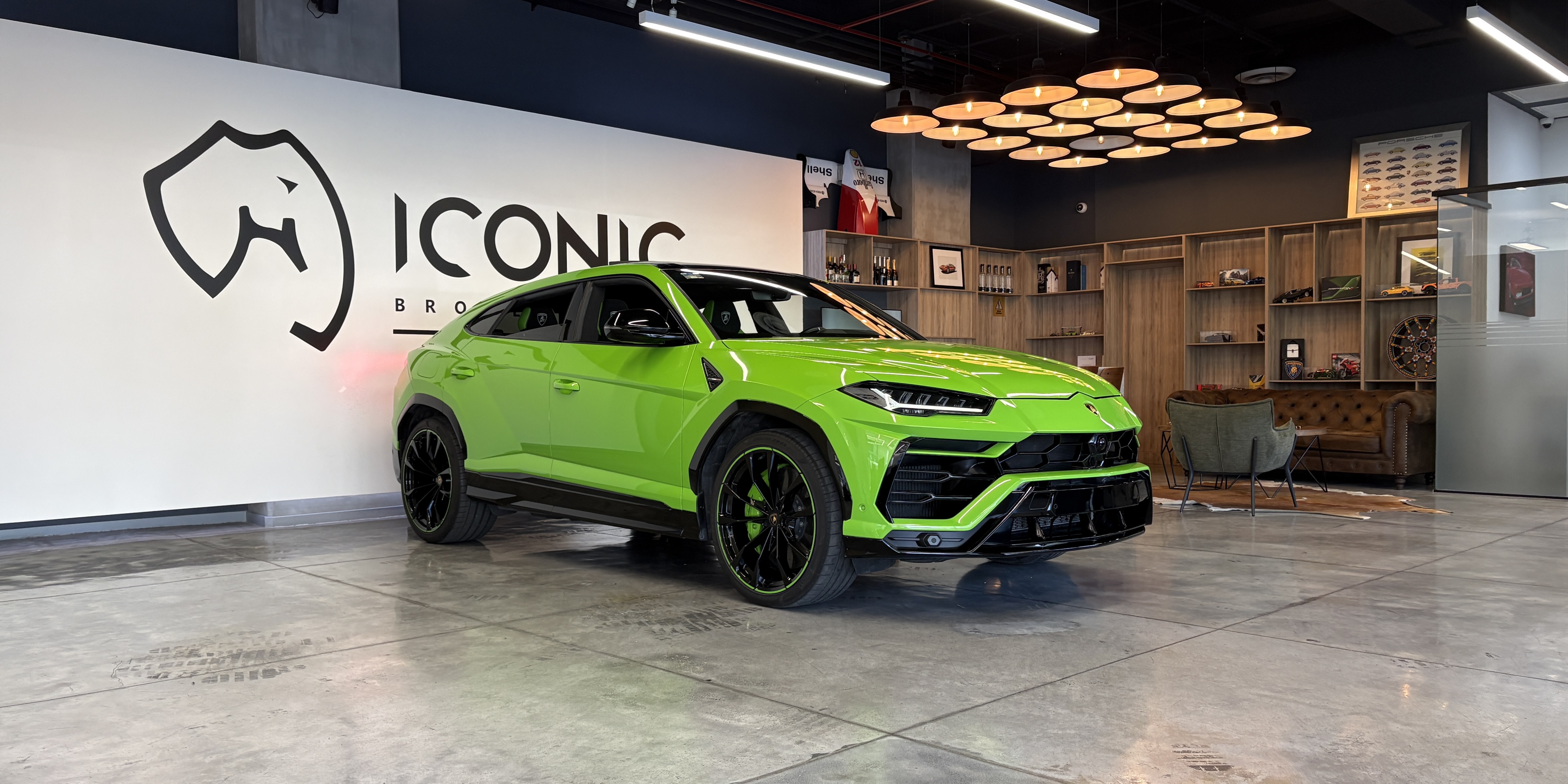 Lamborghini Urus Pearl Capsule