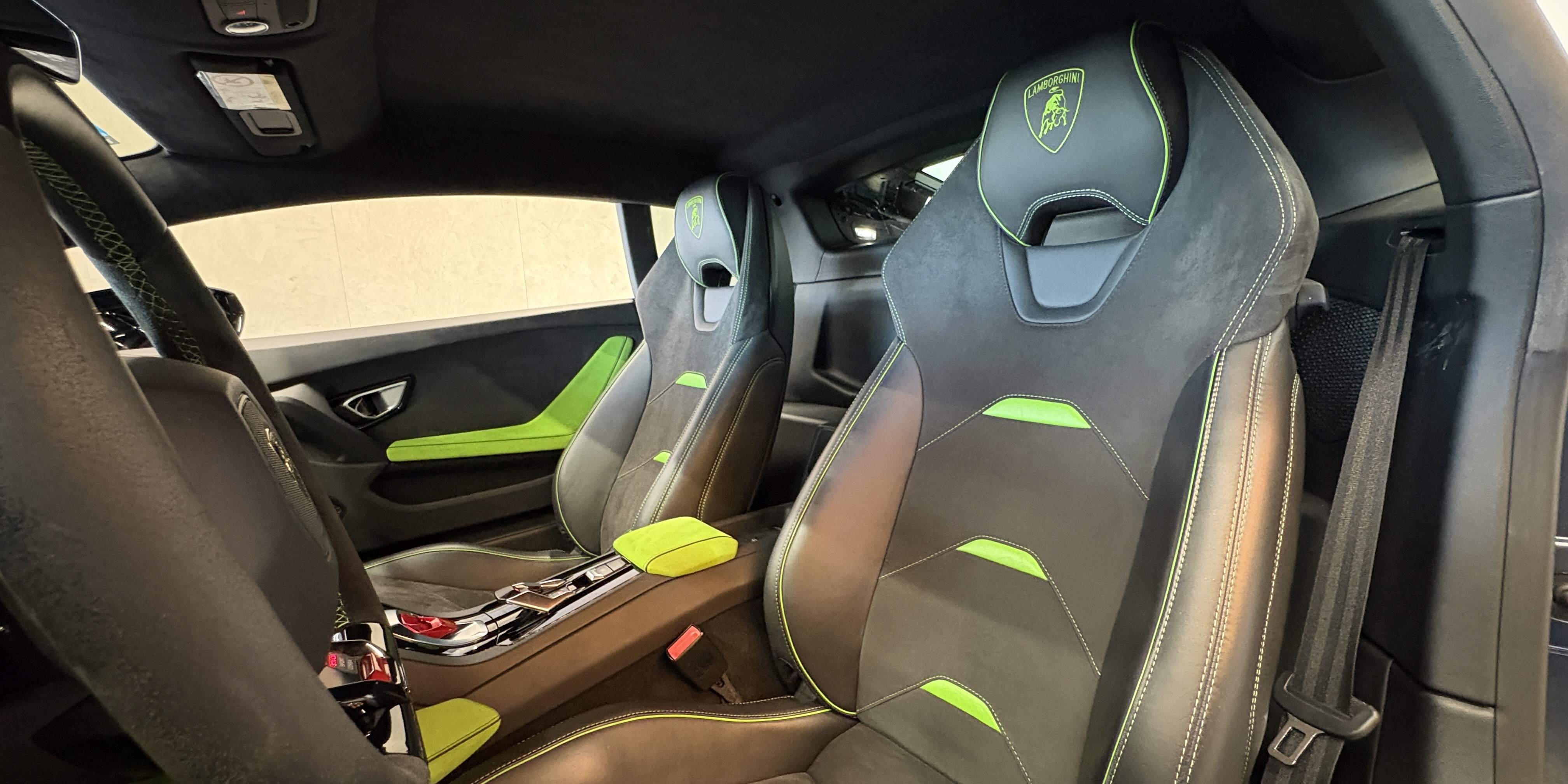 Lamborghini Huracan EVO Coupe