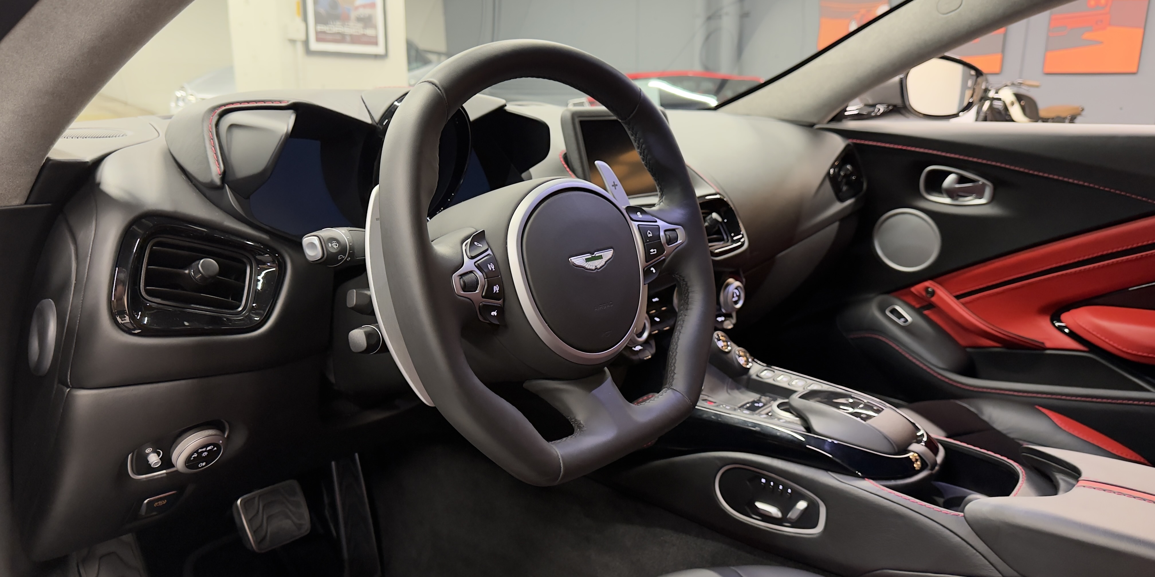 Aston Martin Vantage