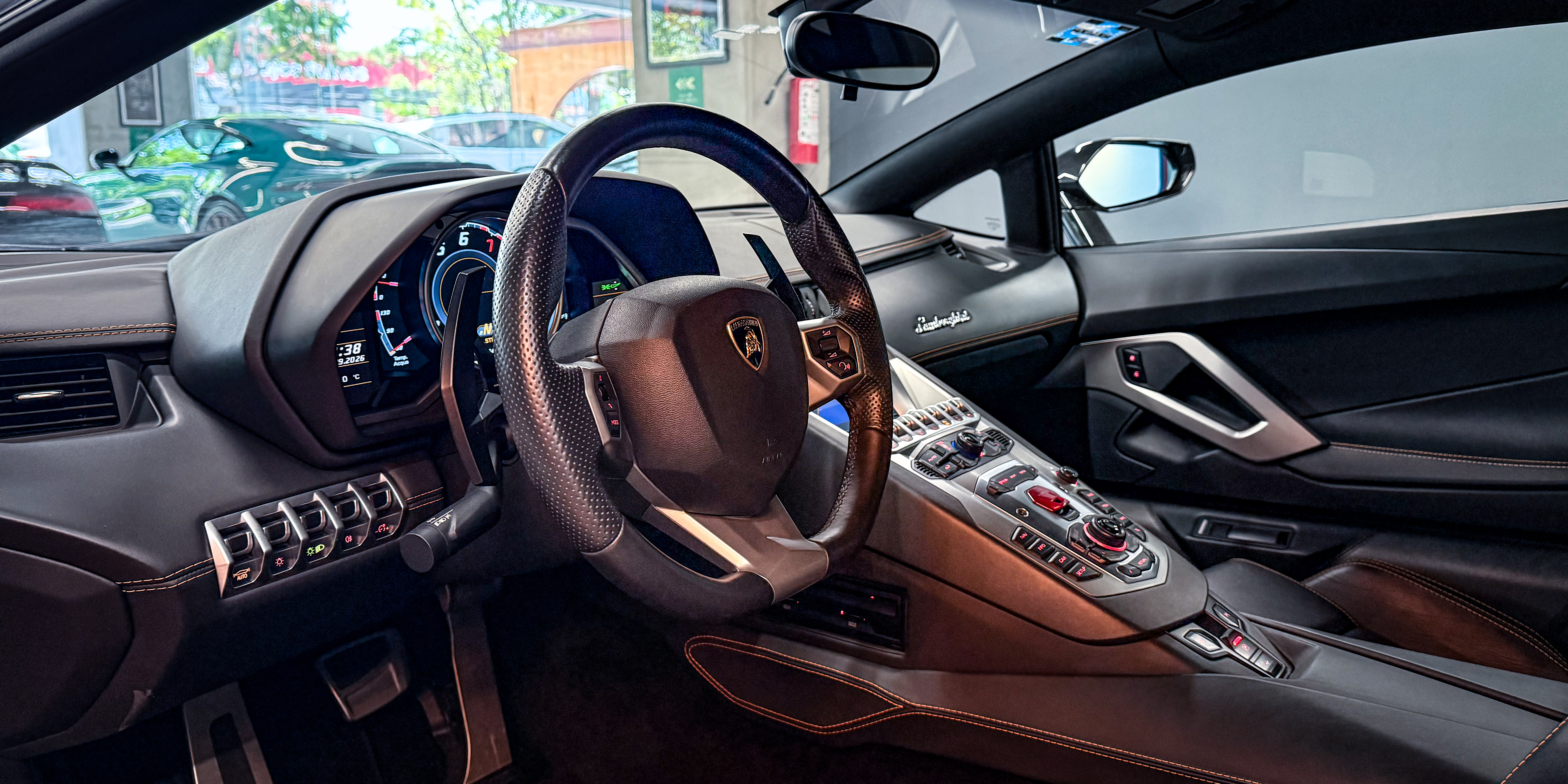 Lamborghini Aventador