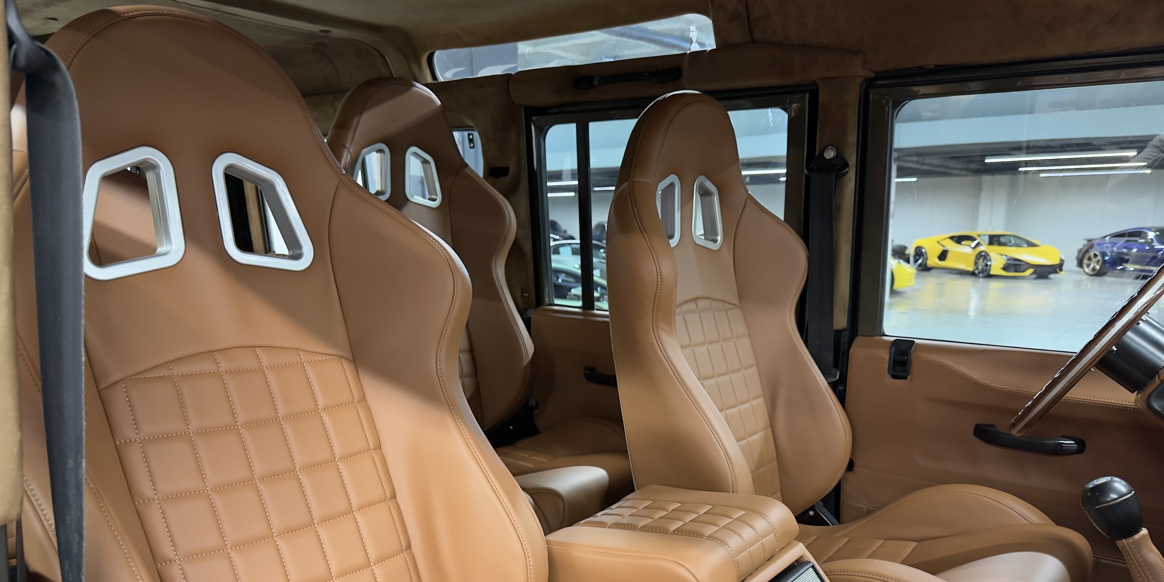 Land Rover Defender 110