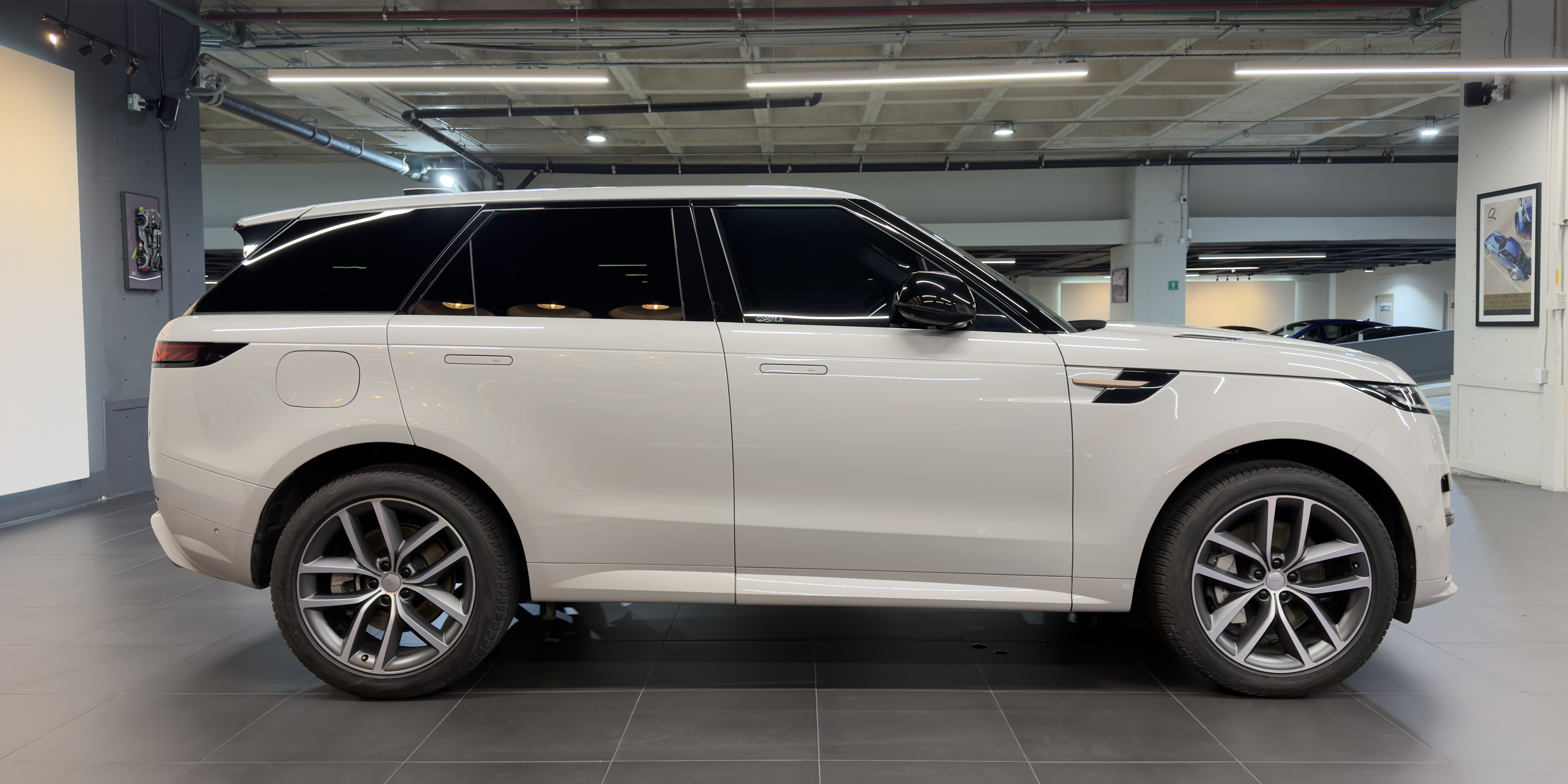 Land Rover Range Rover Sport SWB