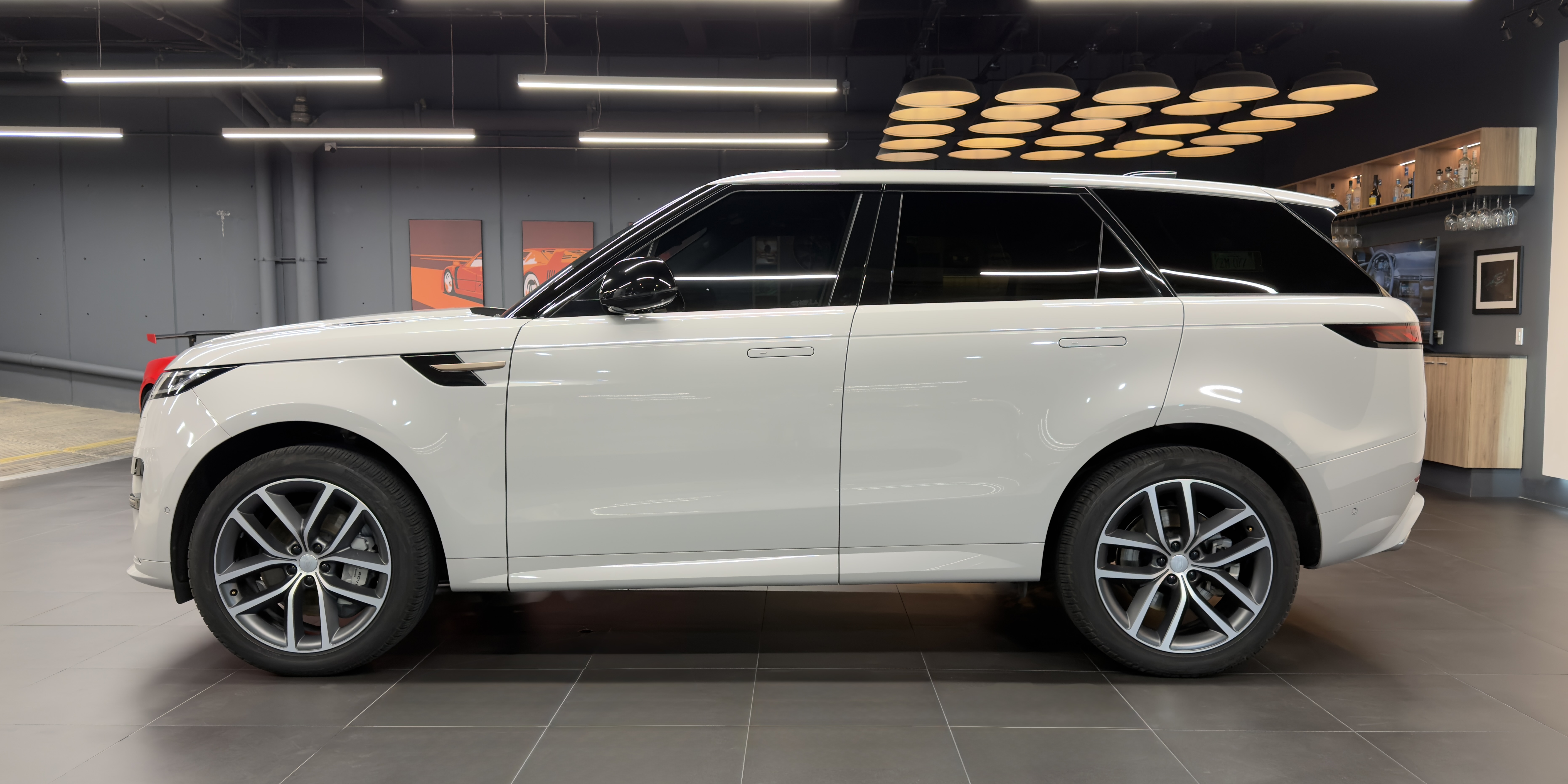 Land Rover Range Rover Sport SWB