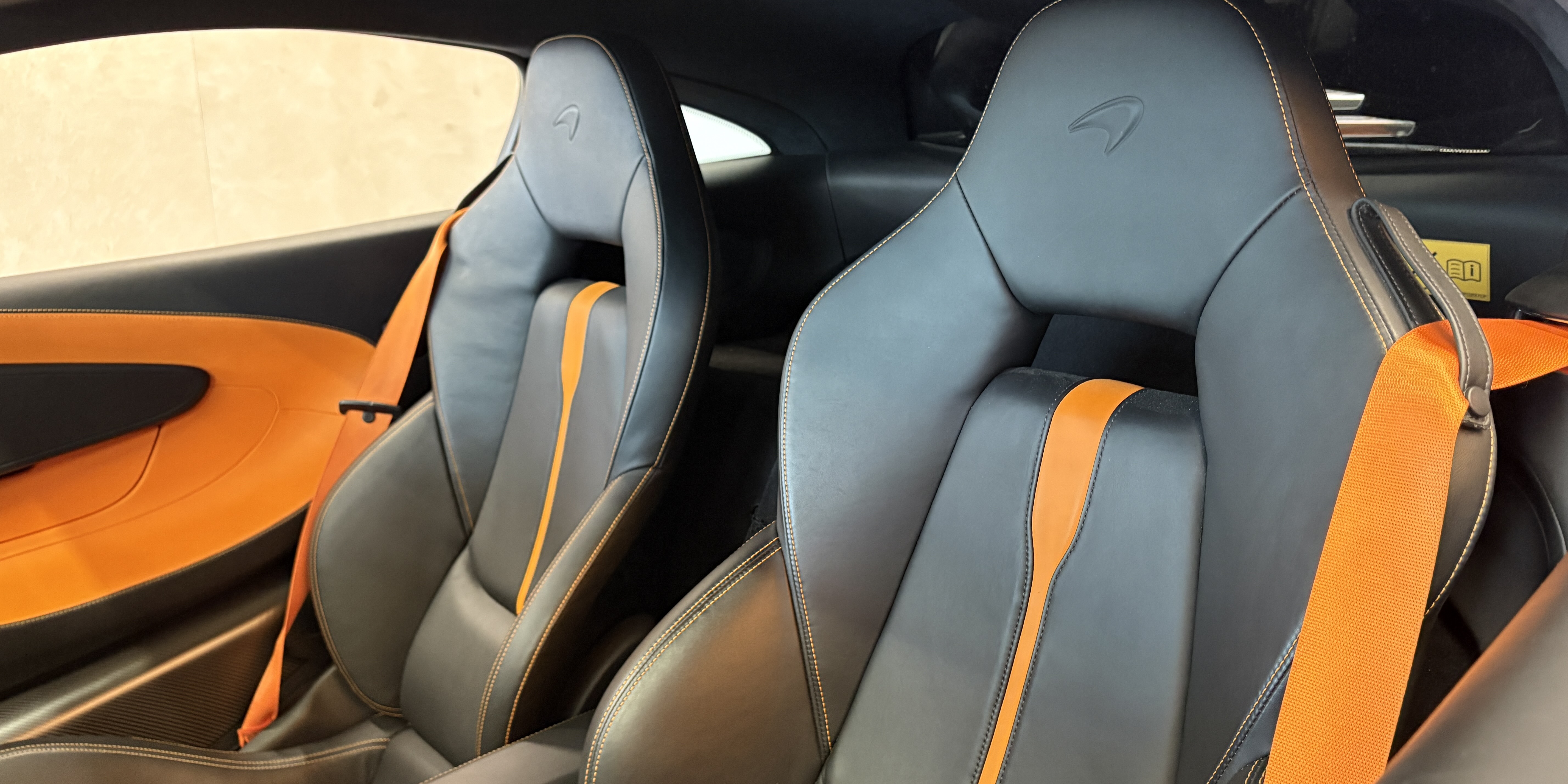 McLaren 570S