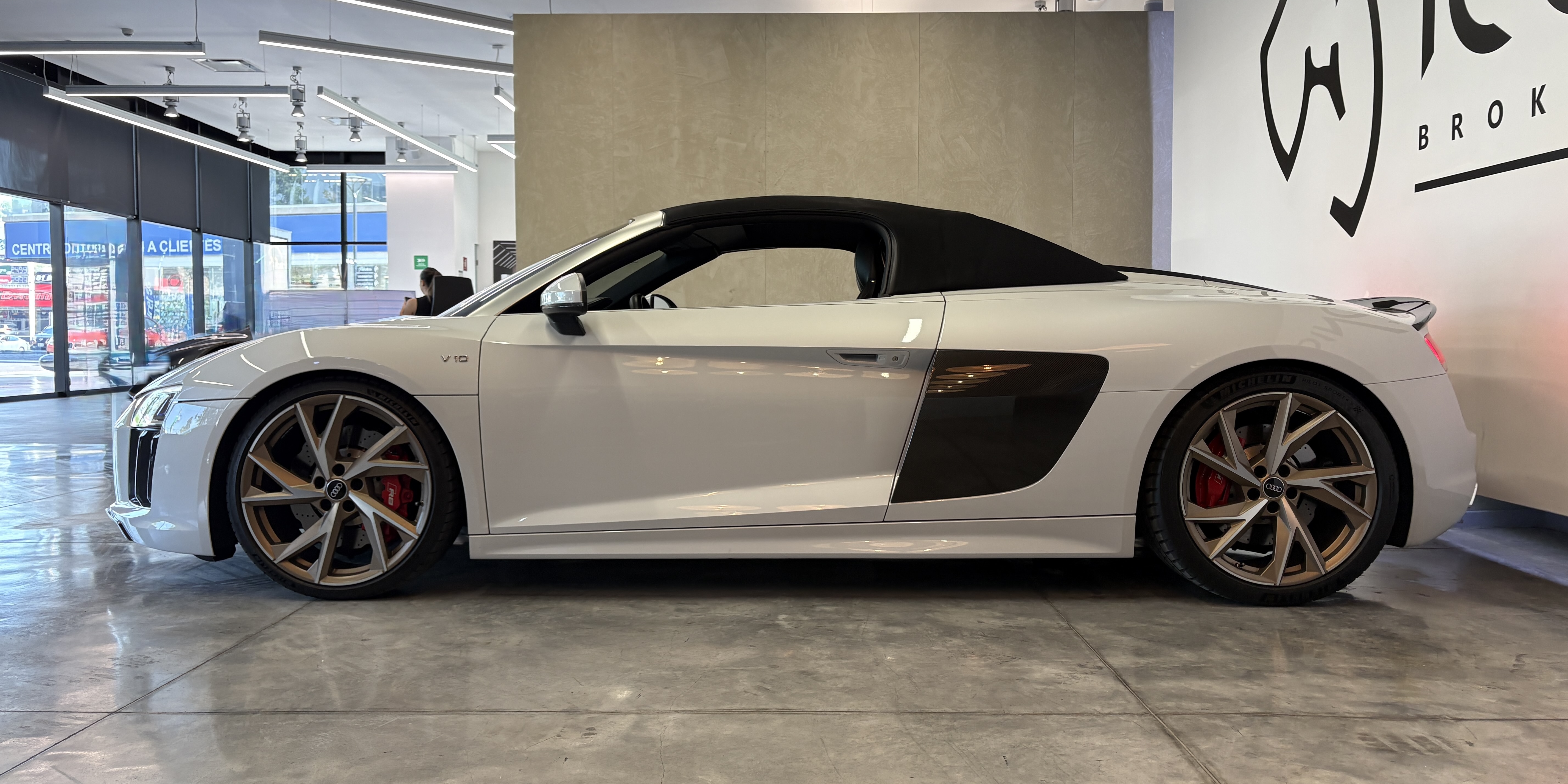 Audi R8 V10 Spyder