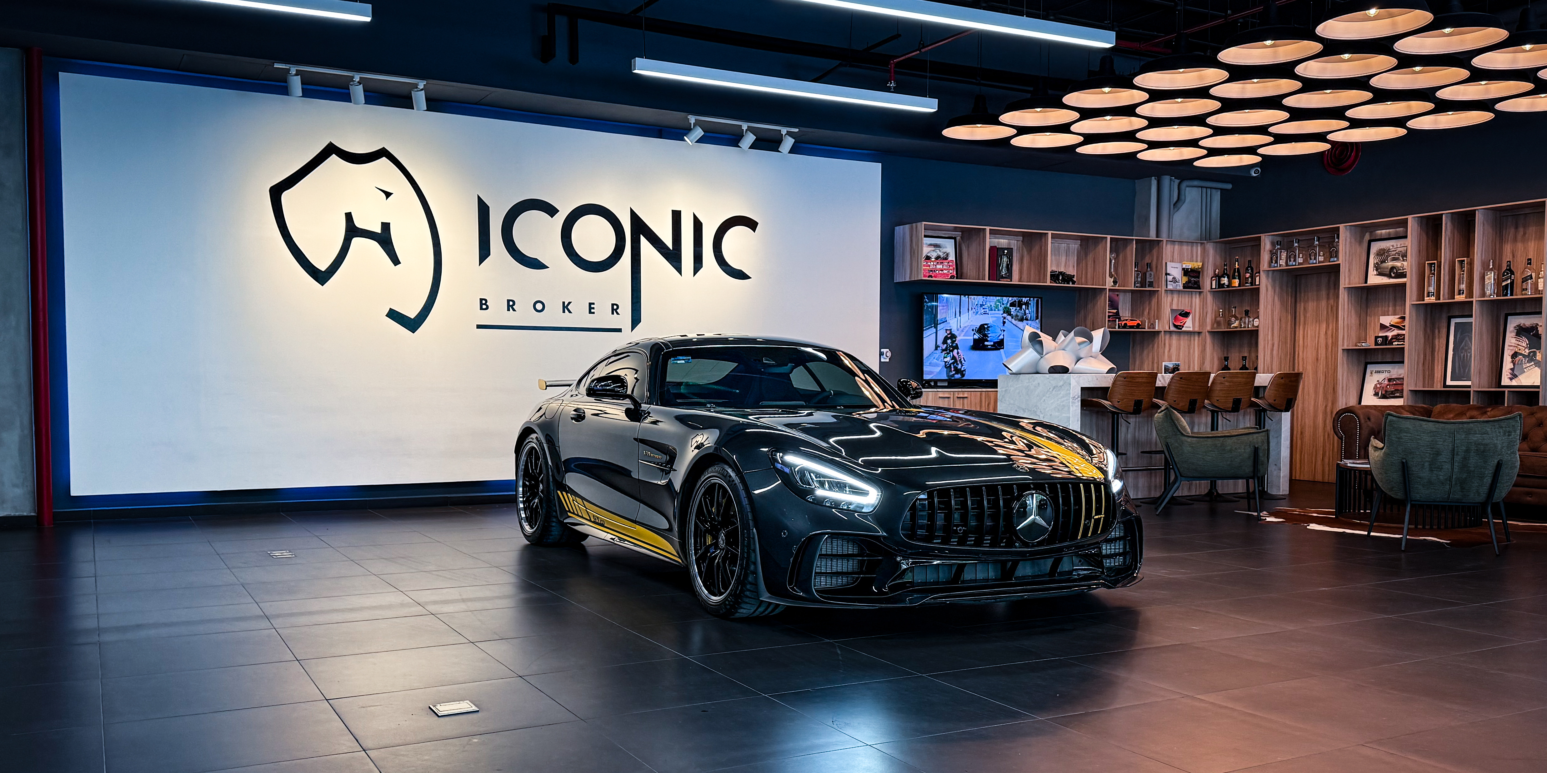 Mercedes Benz AMG GTR