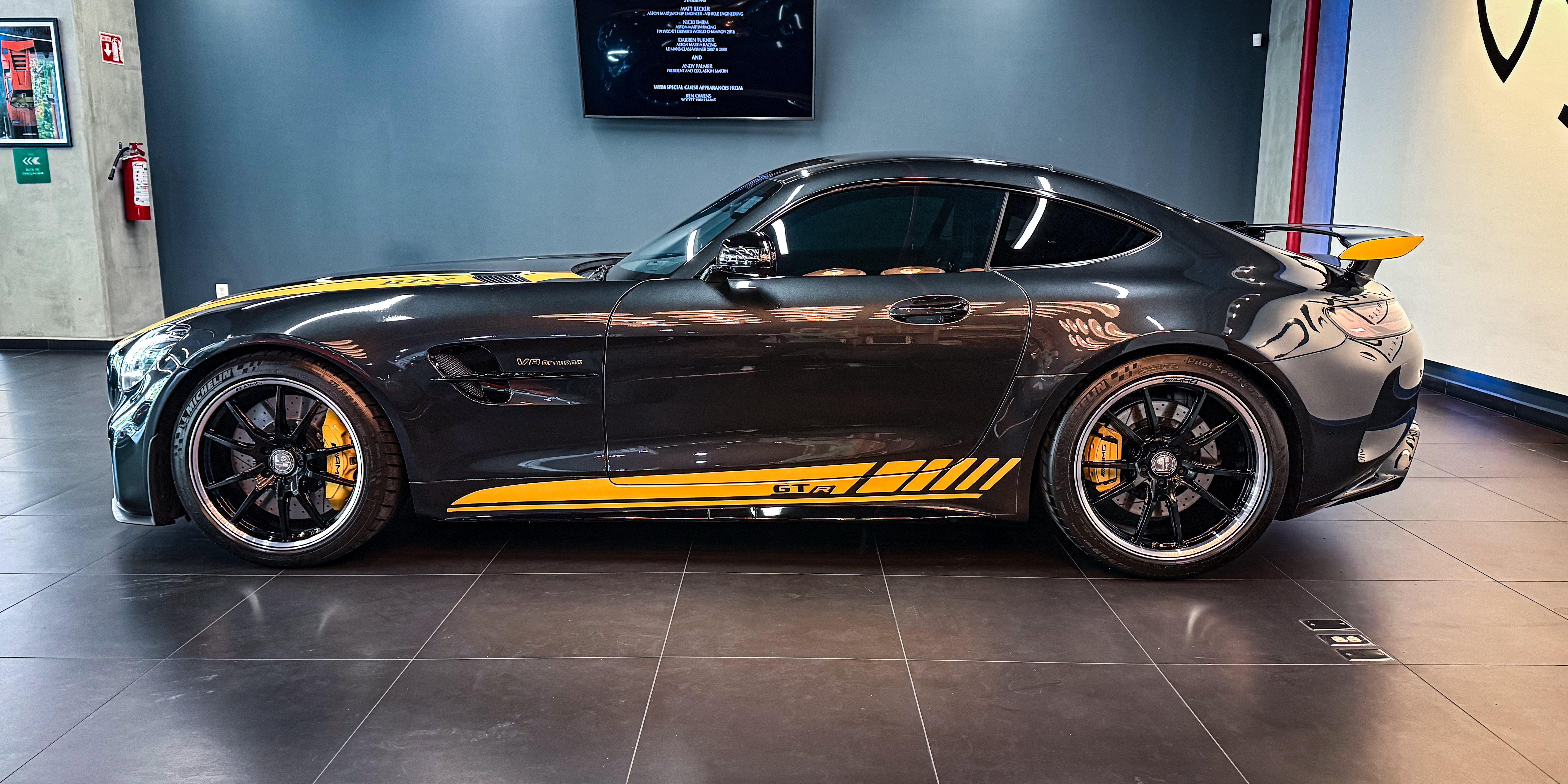Mercedes Benz AMG GTR