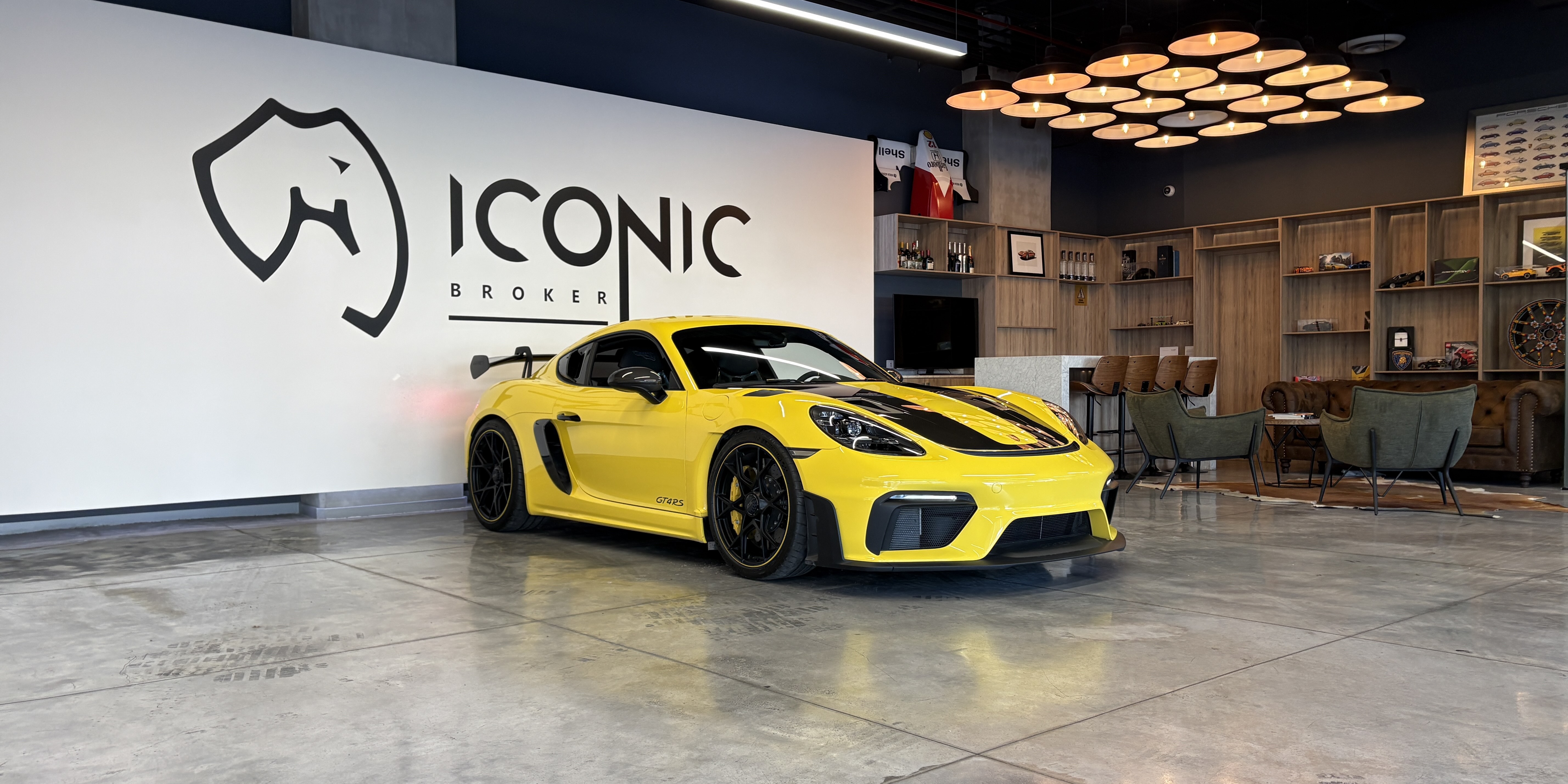 Porsche 718 Cayman GT4 RS