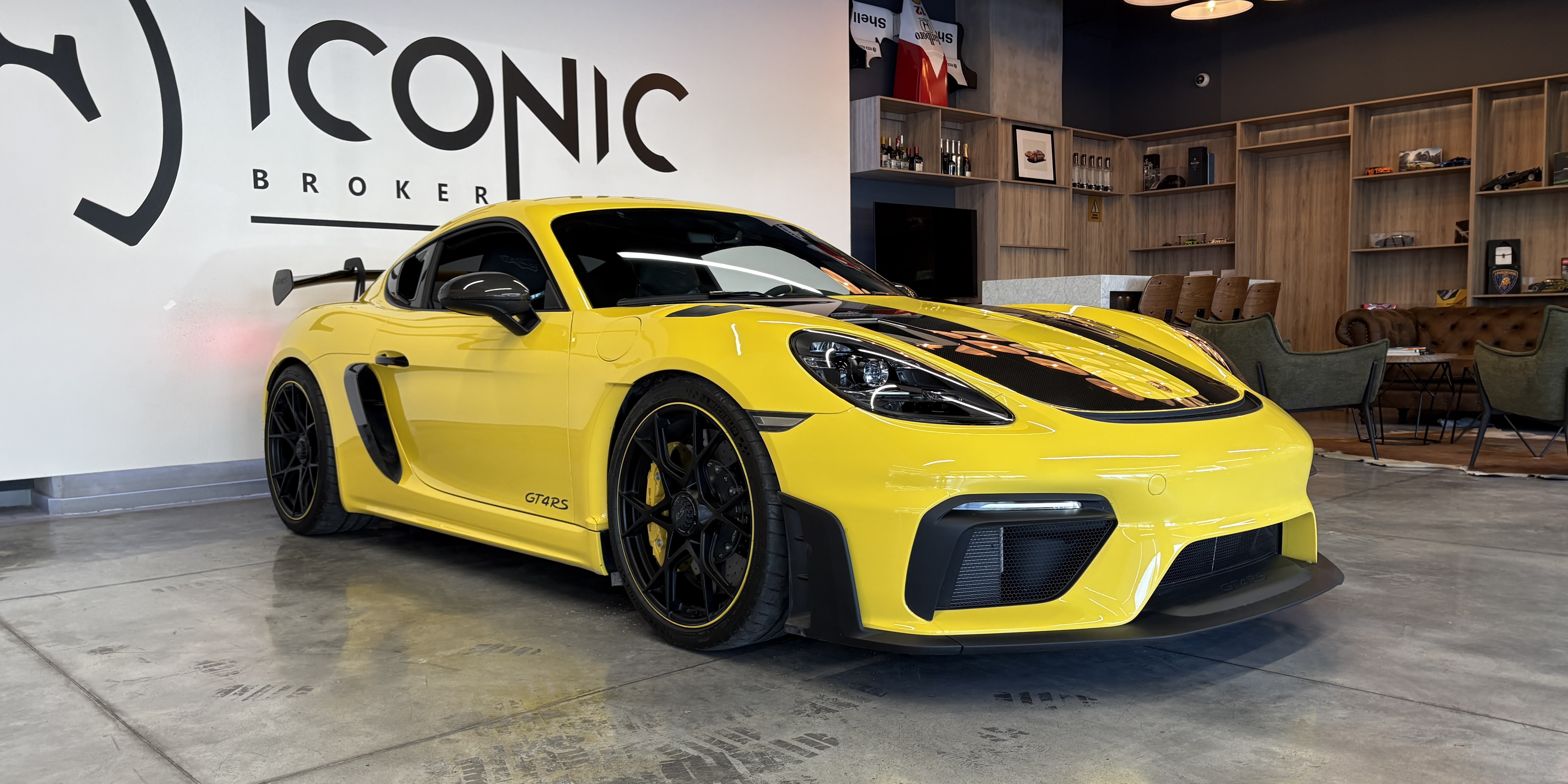 Porsche 718 Cayman GT4 RS