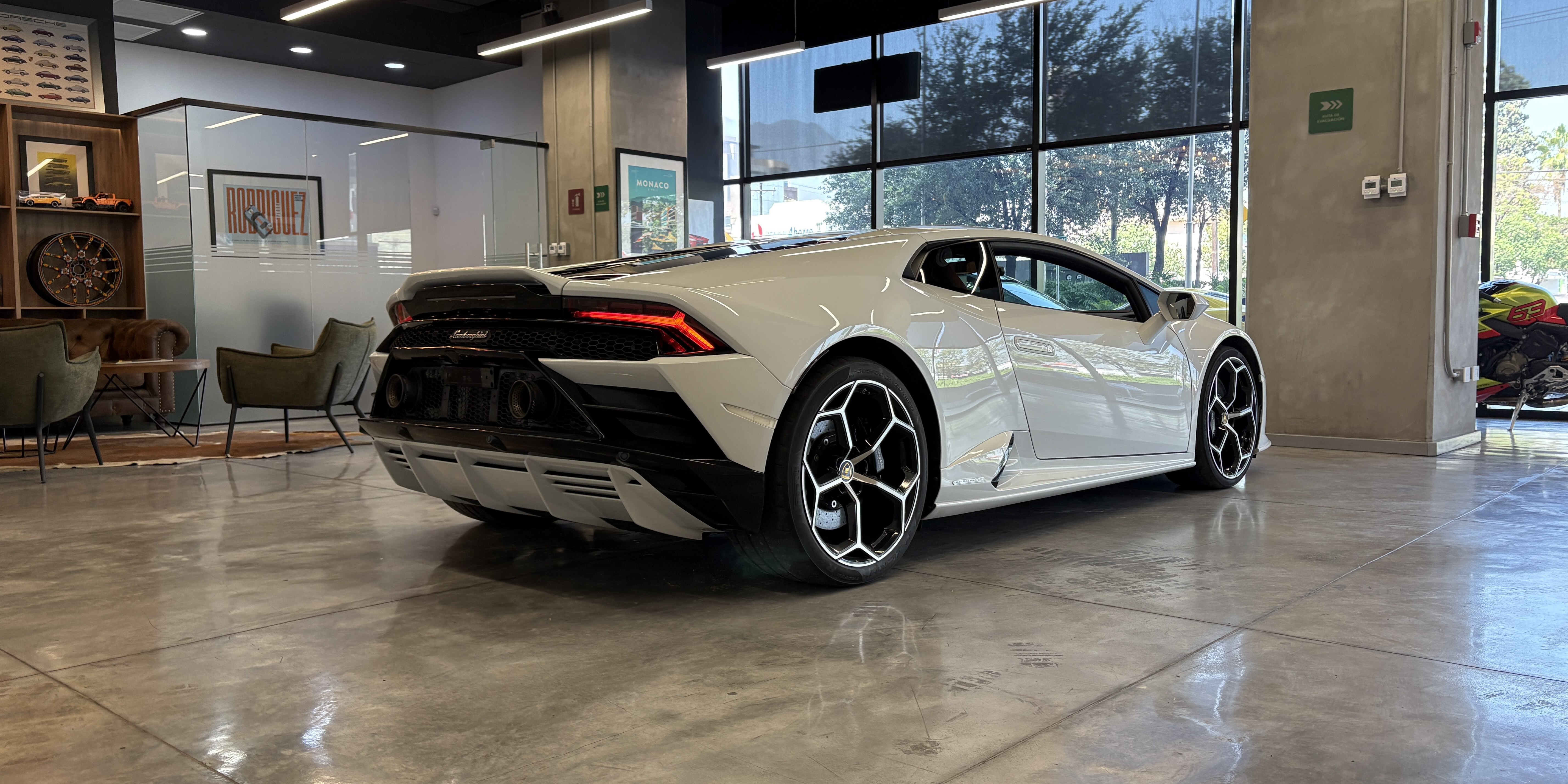 Lamborghini Huracan EVO Coupe