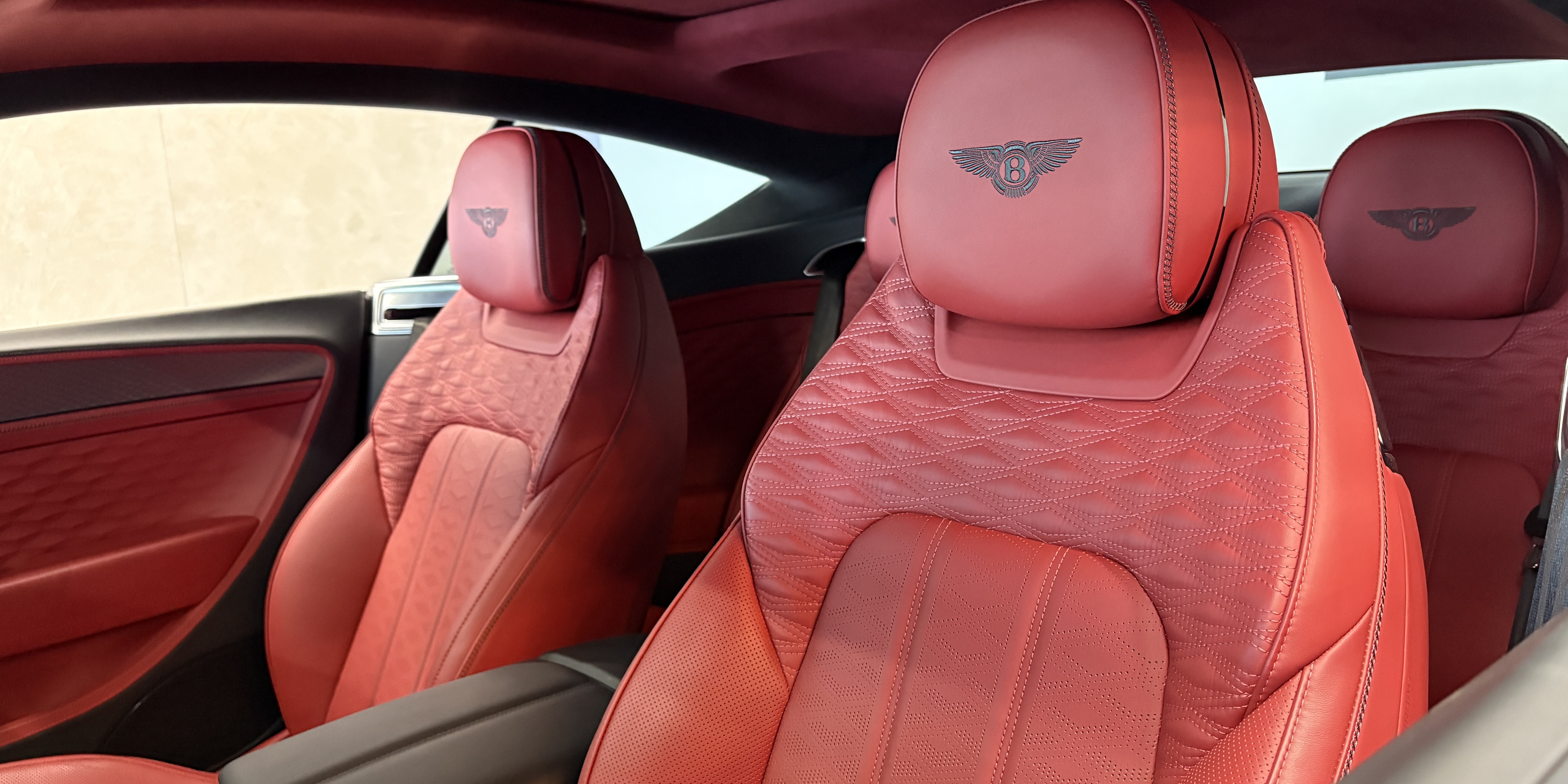 Bentley Continental GT Speed V8 Hybrid