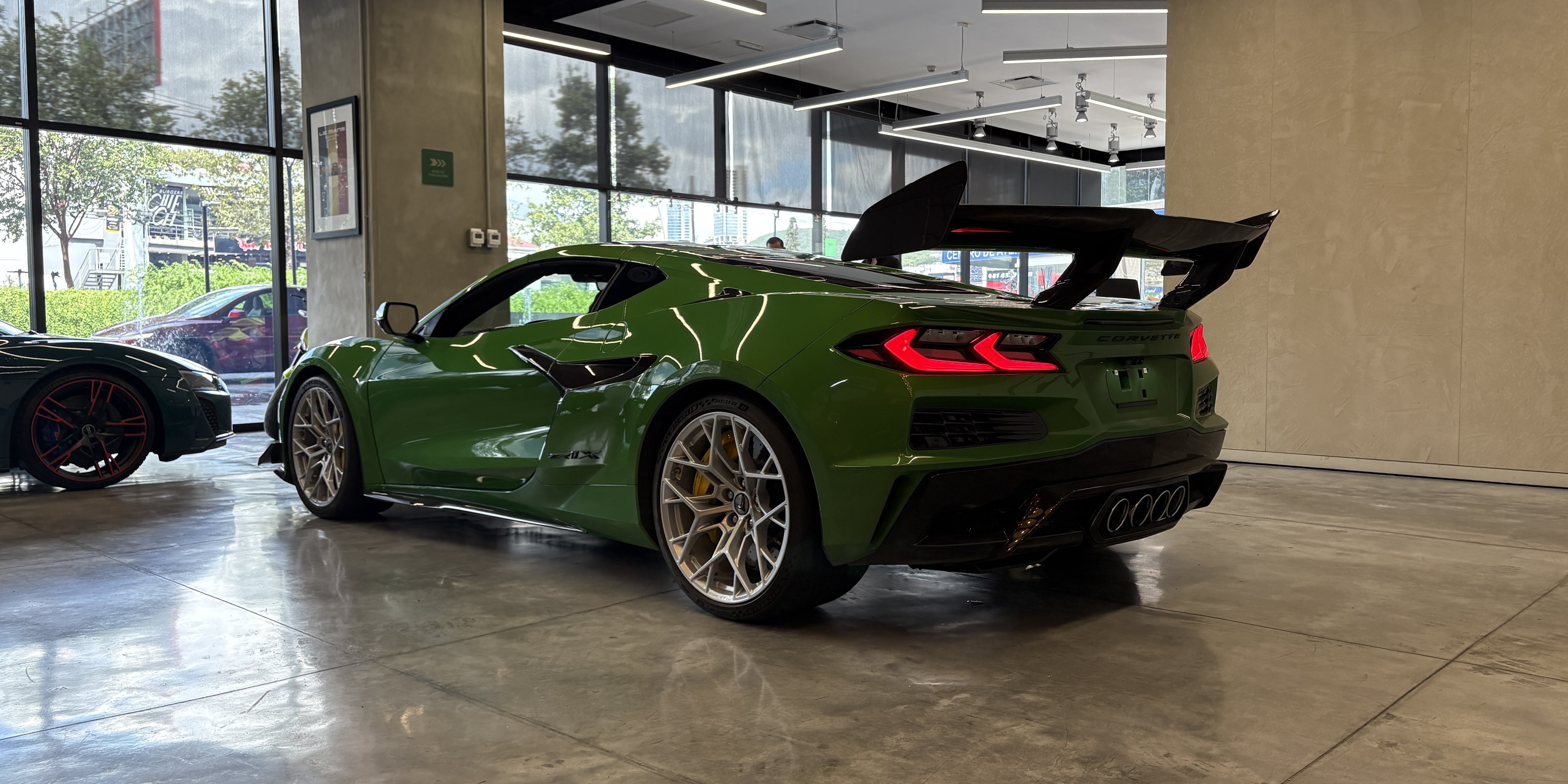 Chevrolet Corvette ZR1-X