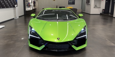 Lamborghini Revuelto