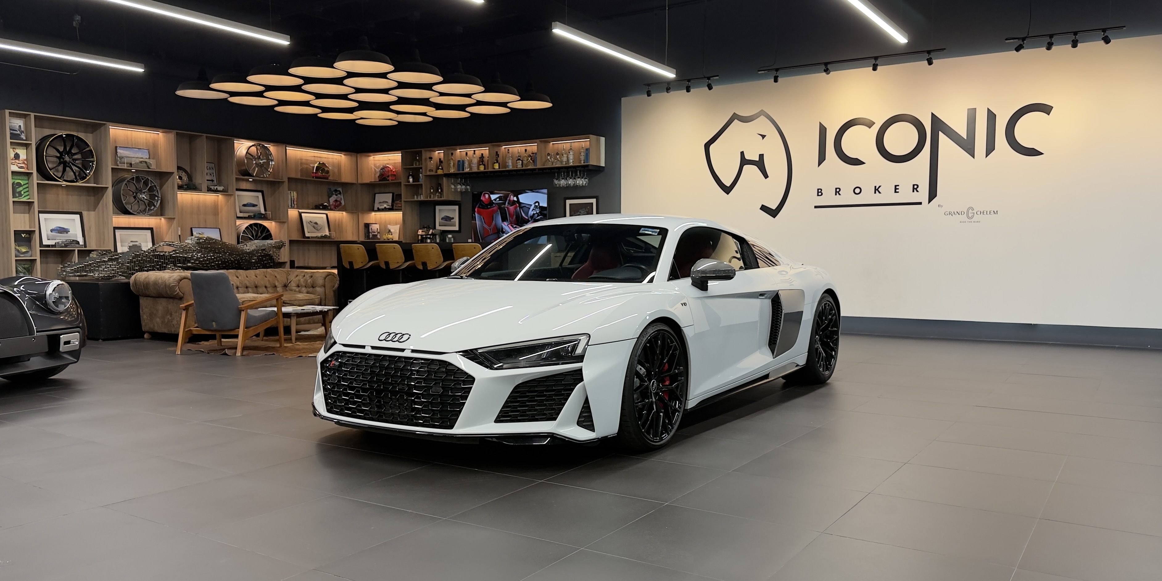 Audi R8 Coupe RWD