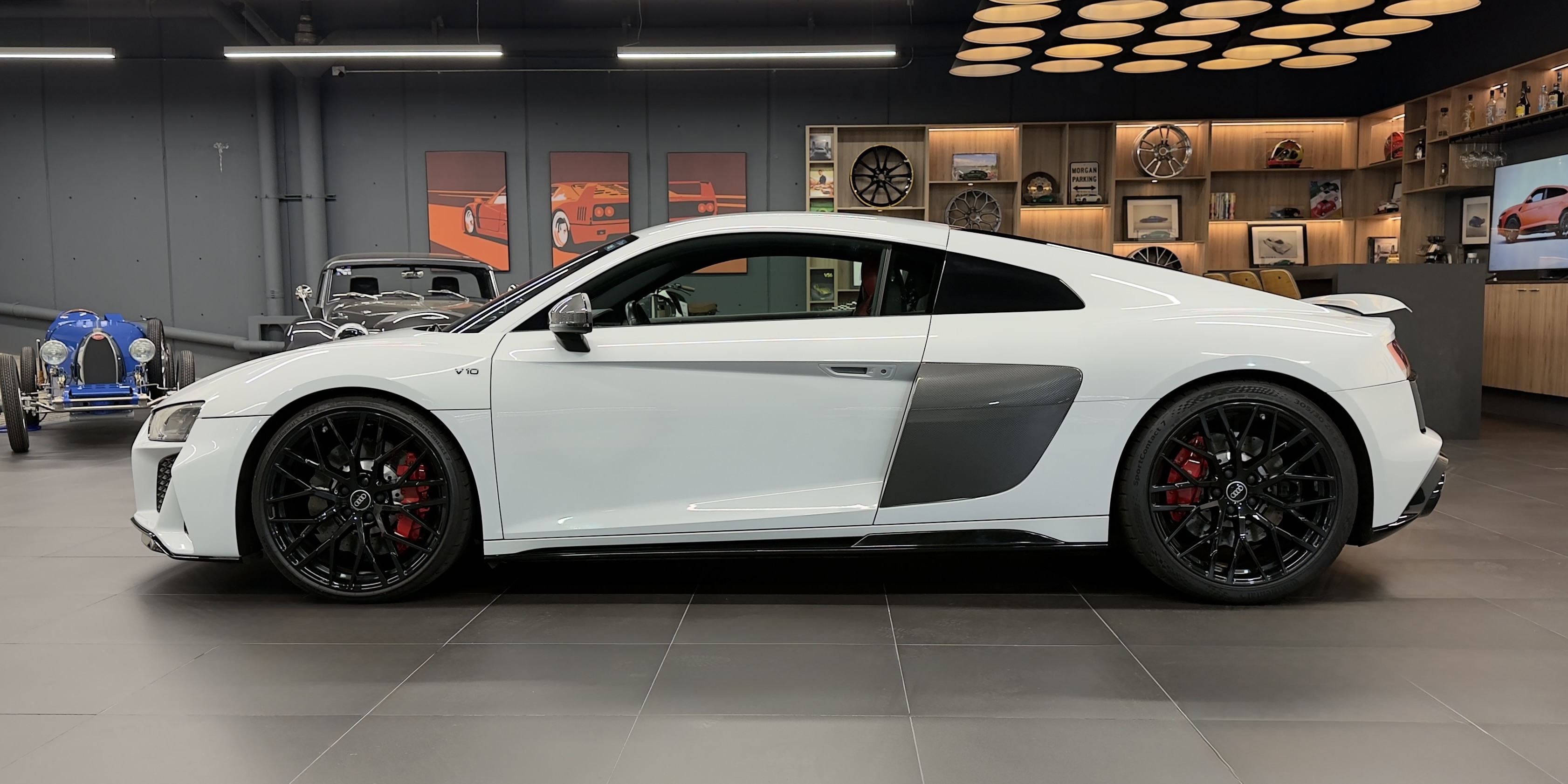 Audi R8 Coupe RWD