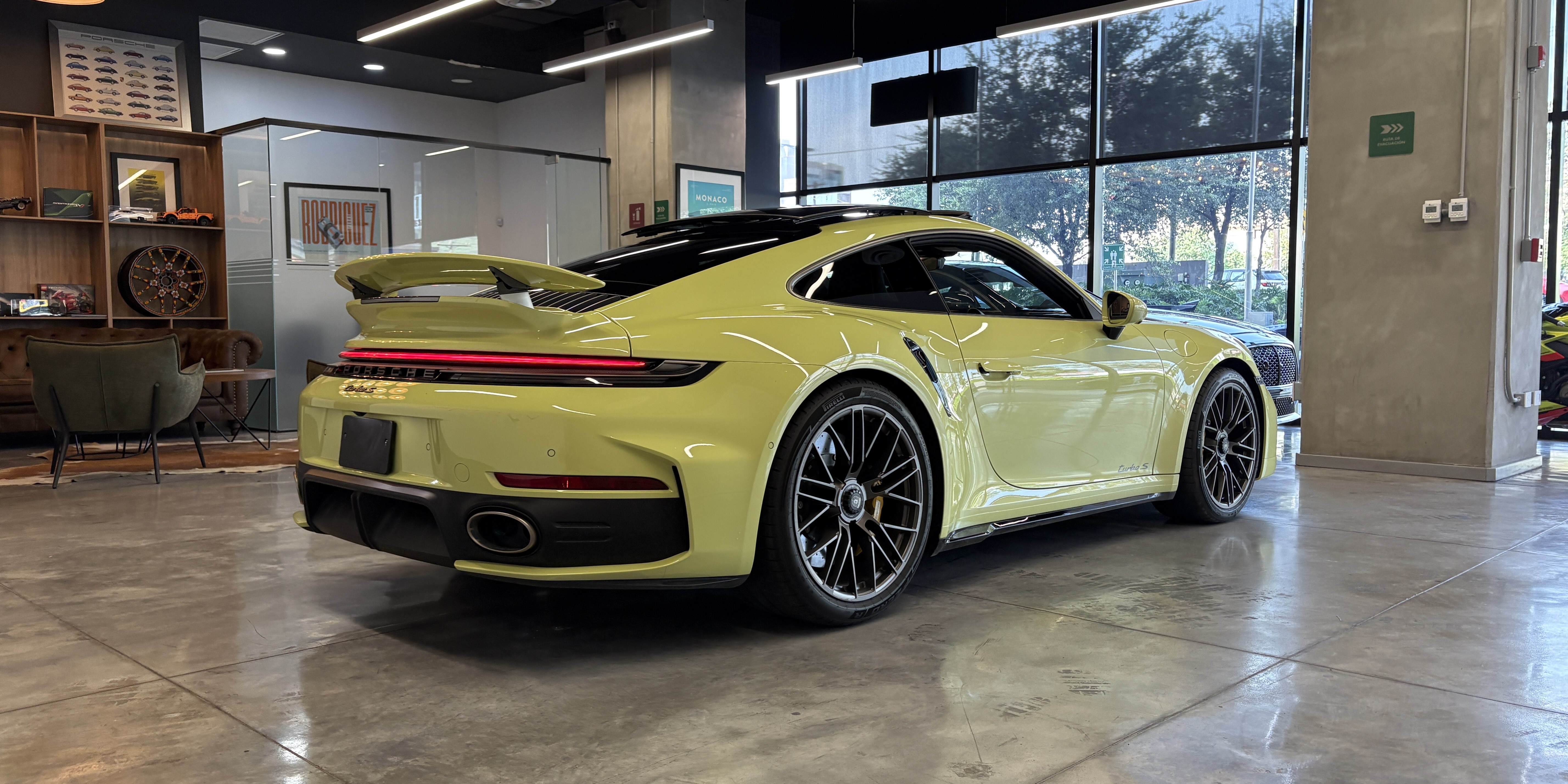 Porsche 911 Turbo S