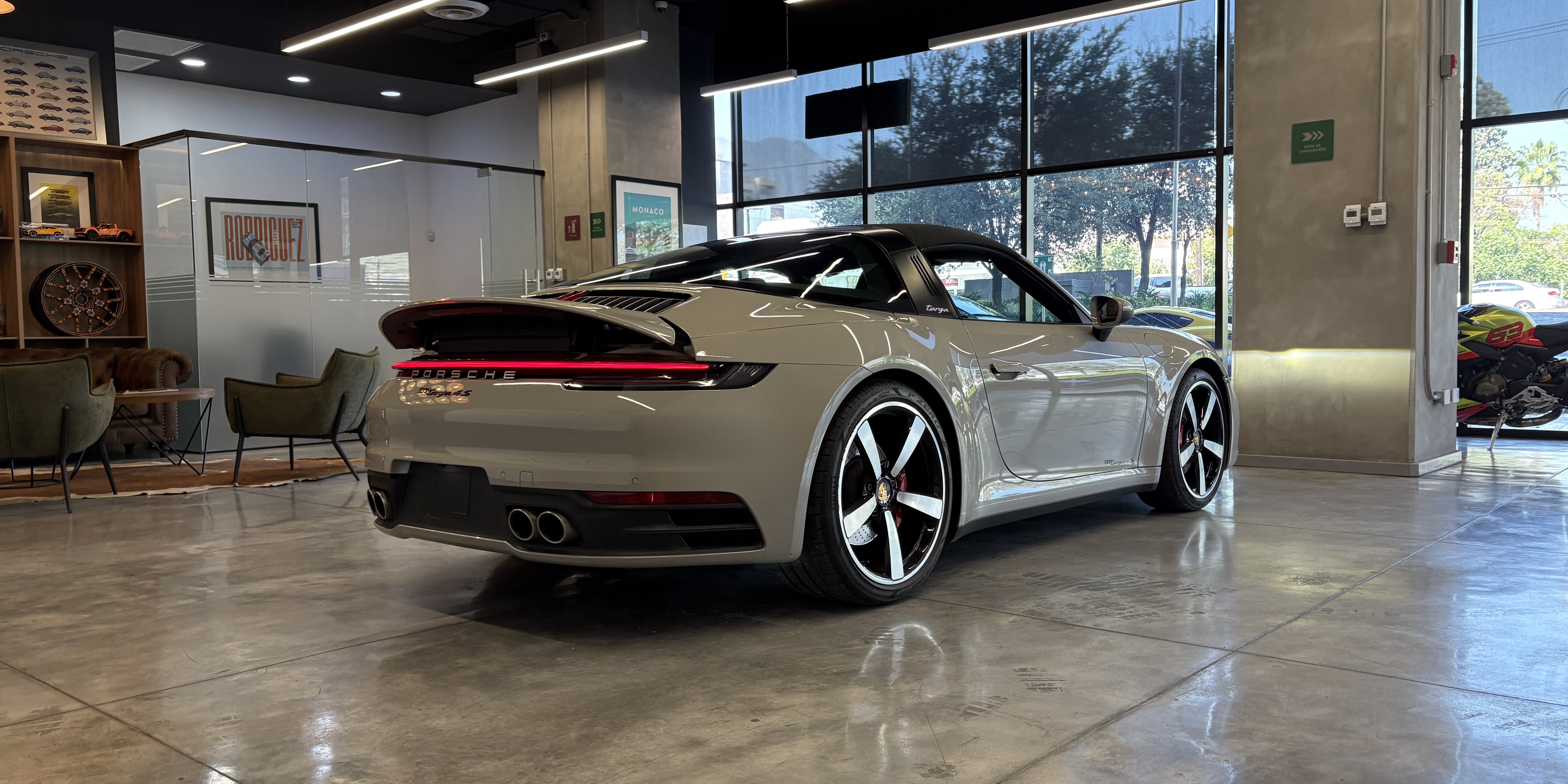 Porsche 911 Targa 4S