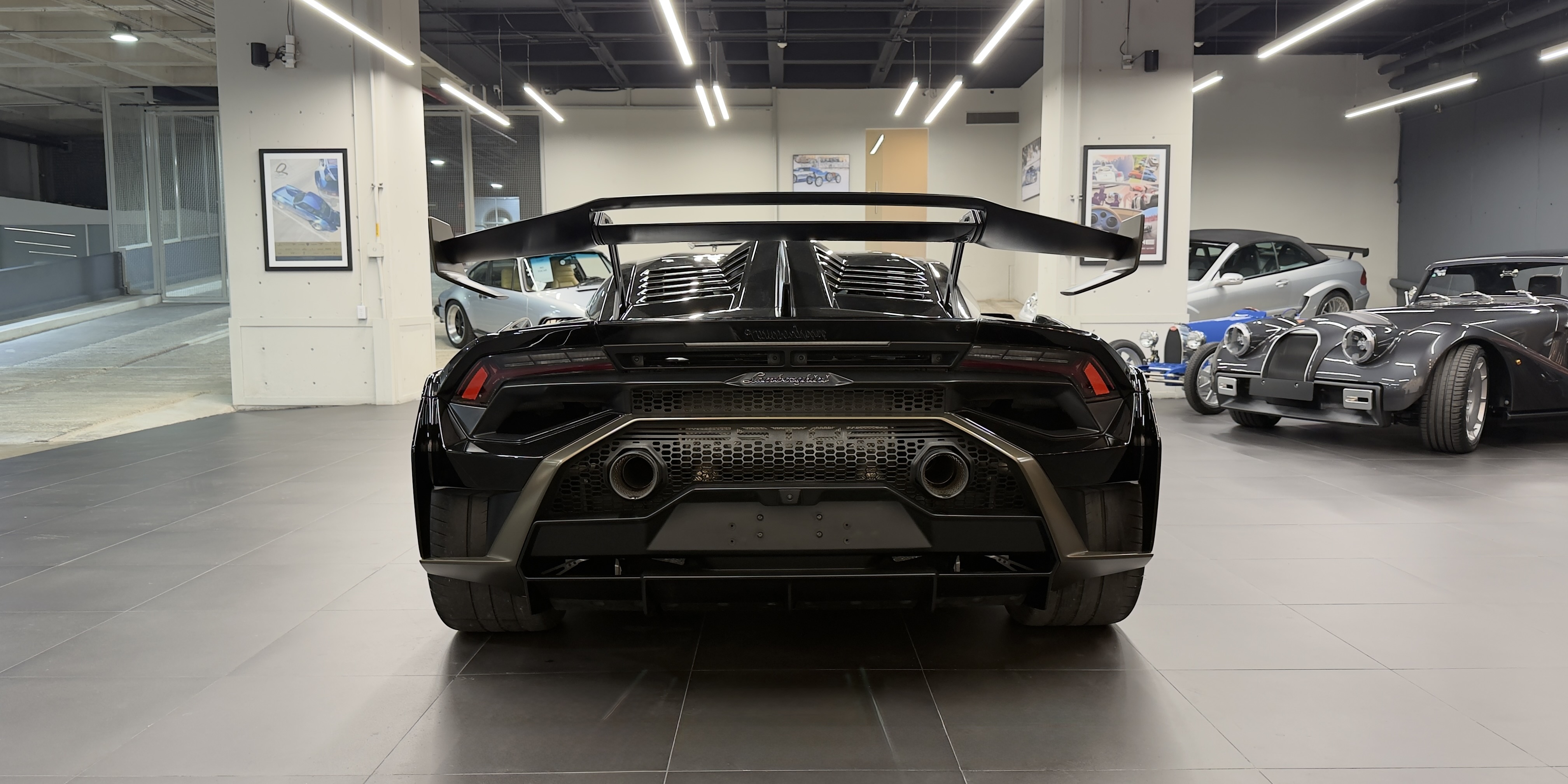 Lamborghini Huracan STO