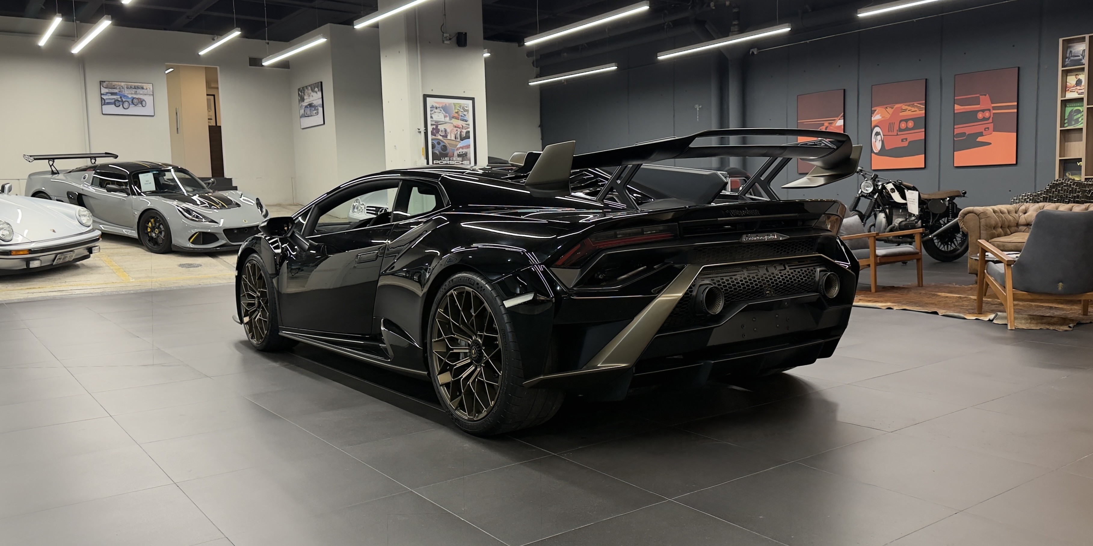 Lamborghini Huracan STO