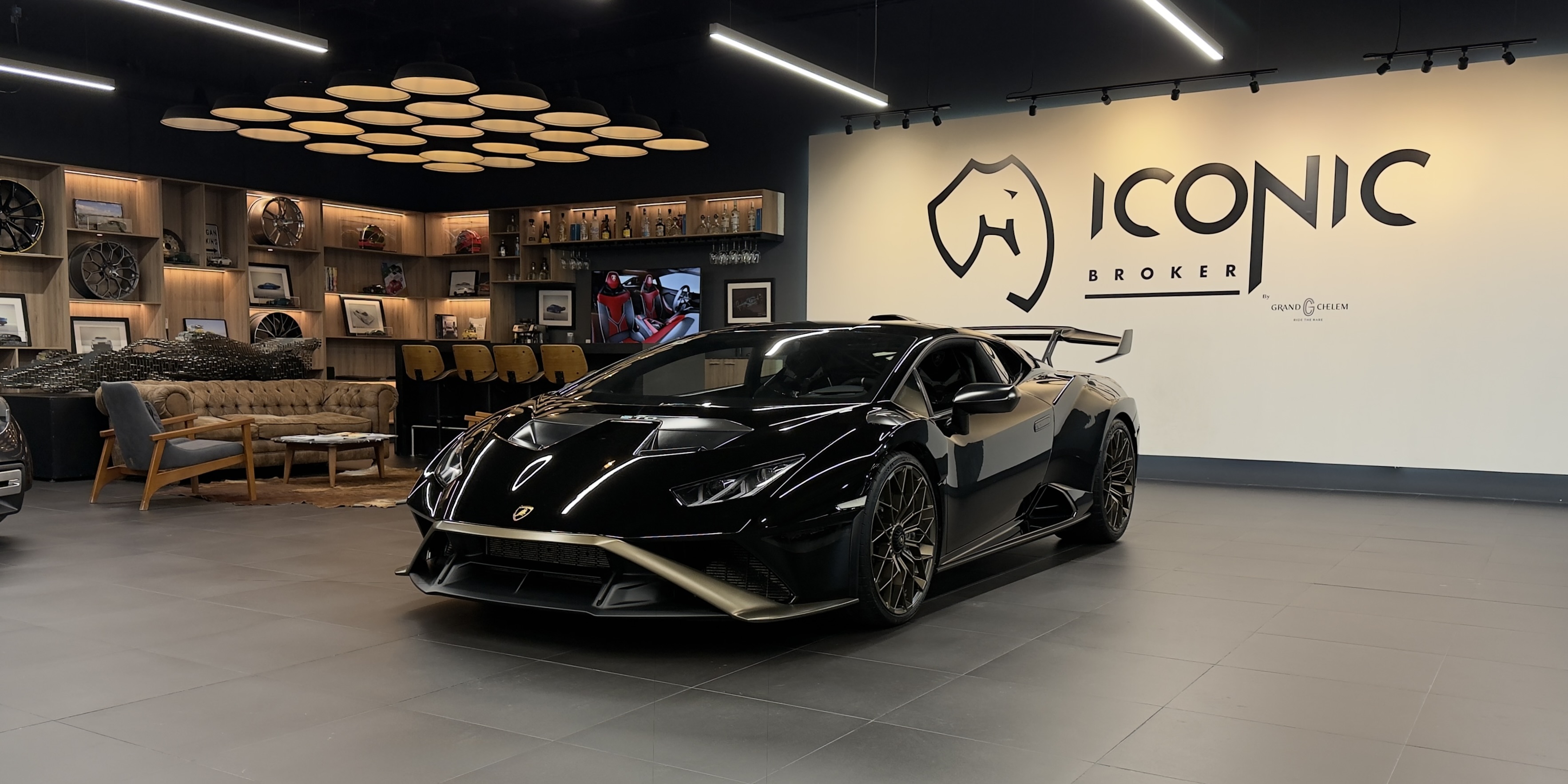 Lamborghini Huracan STO