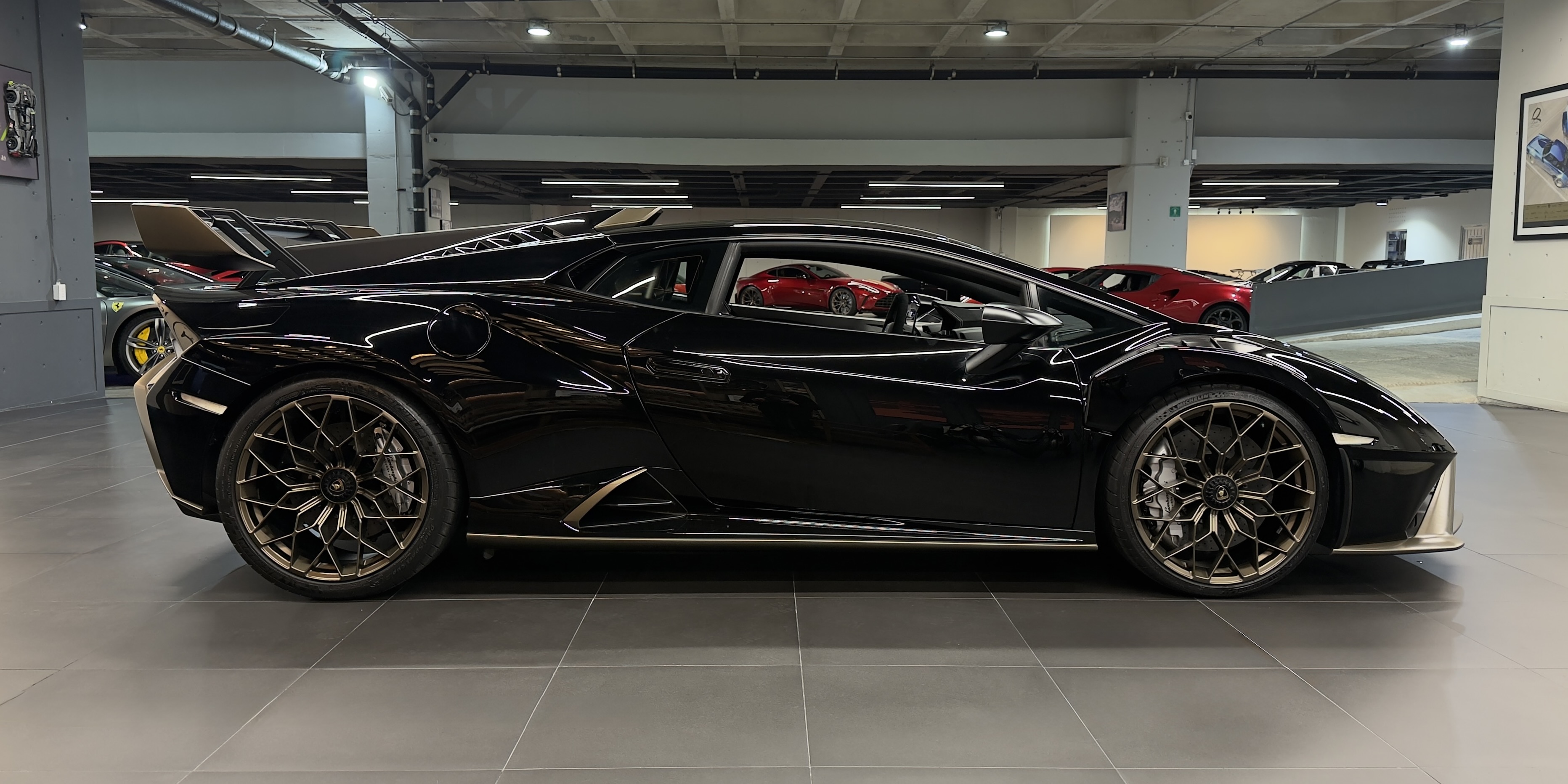 Lamborghini Huracan STO