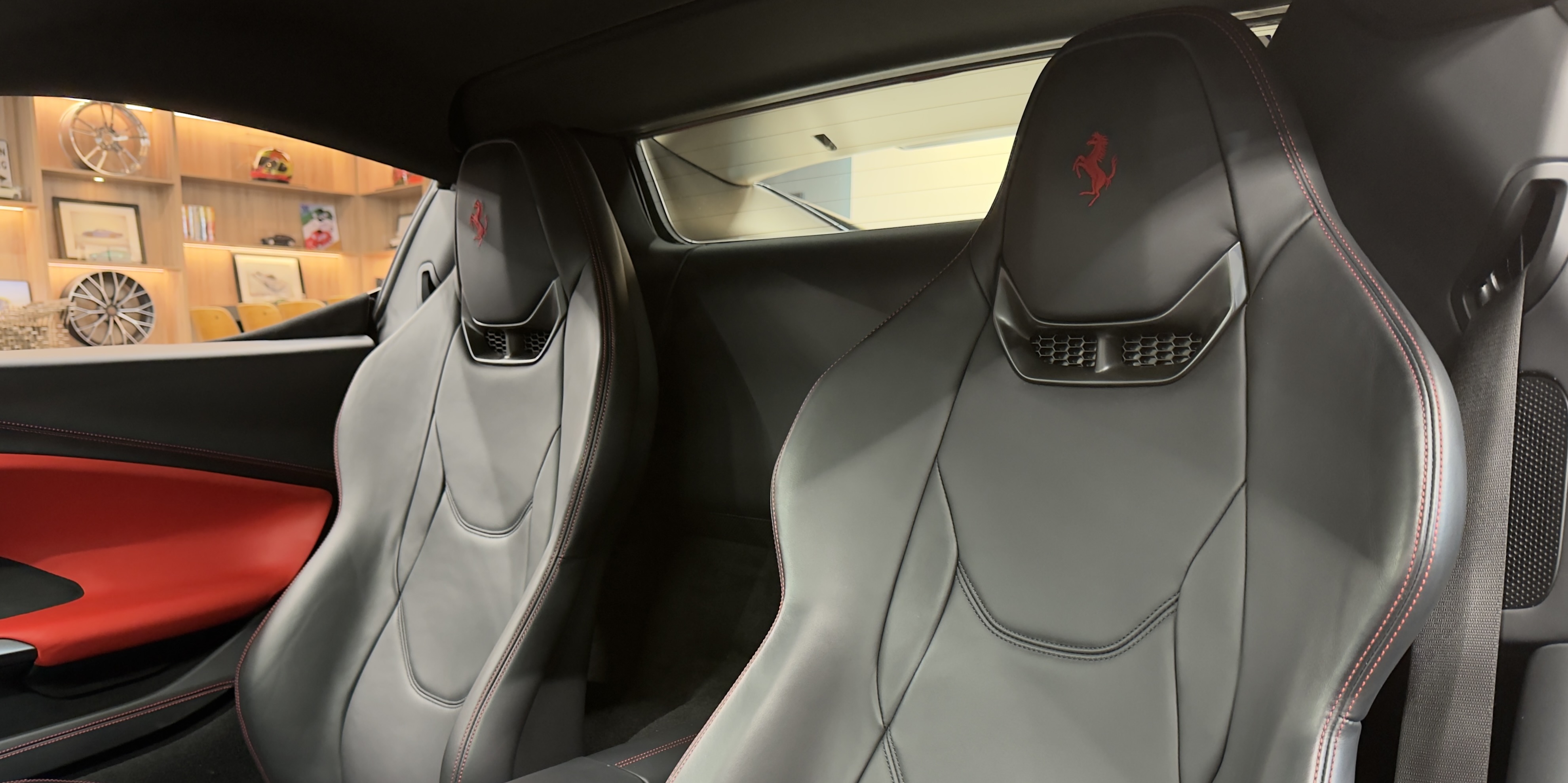 Ferrari 296 GTS