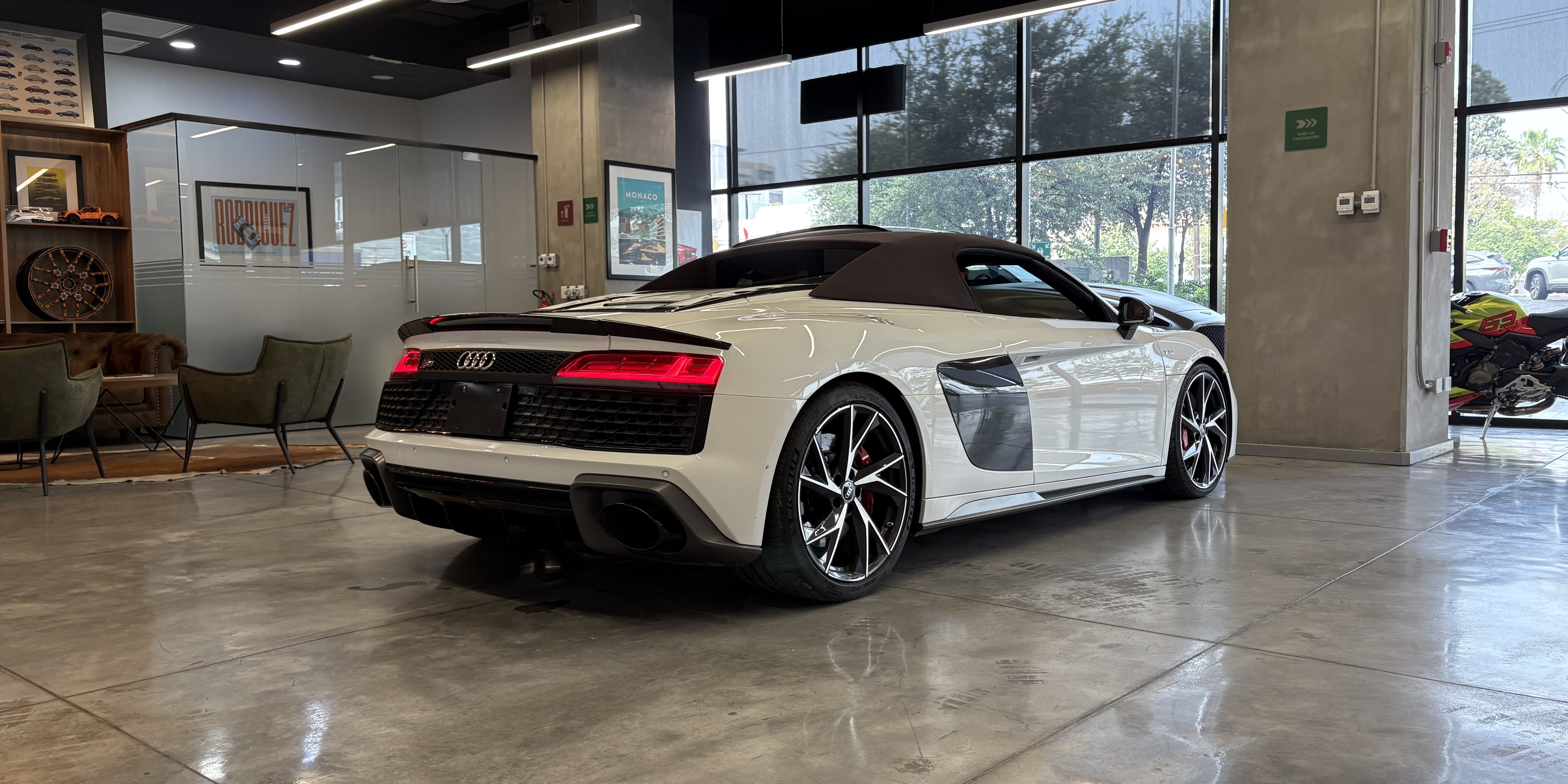 Audi R8 Spyder V10 Performance