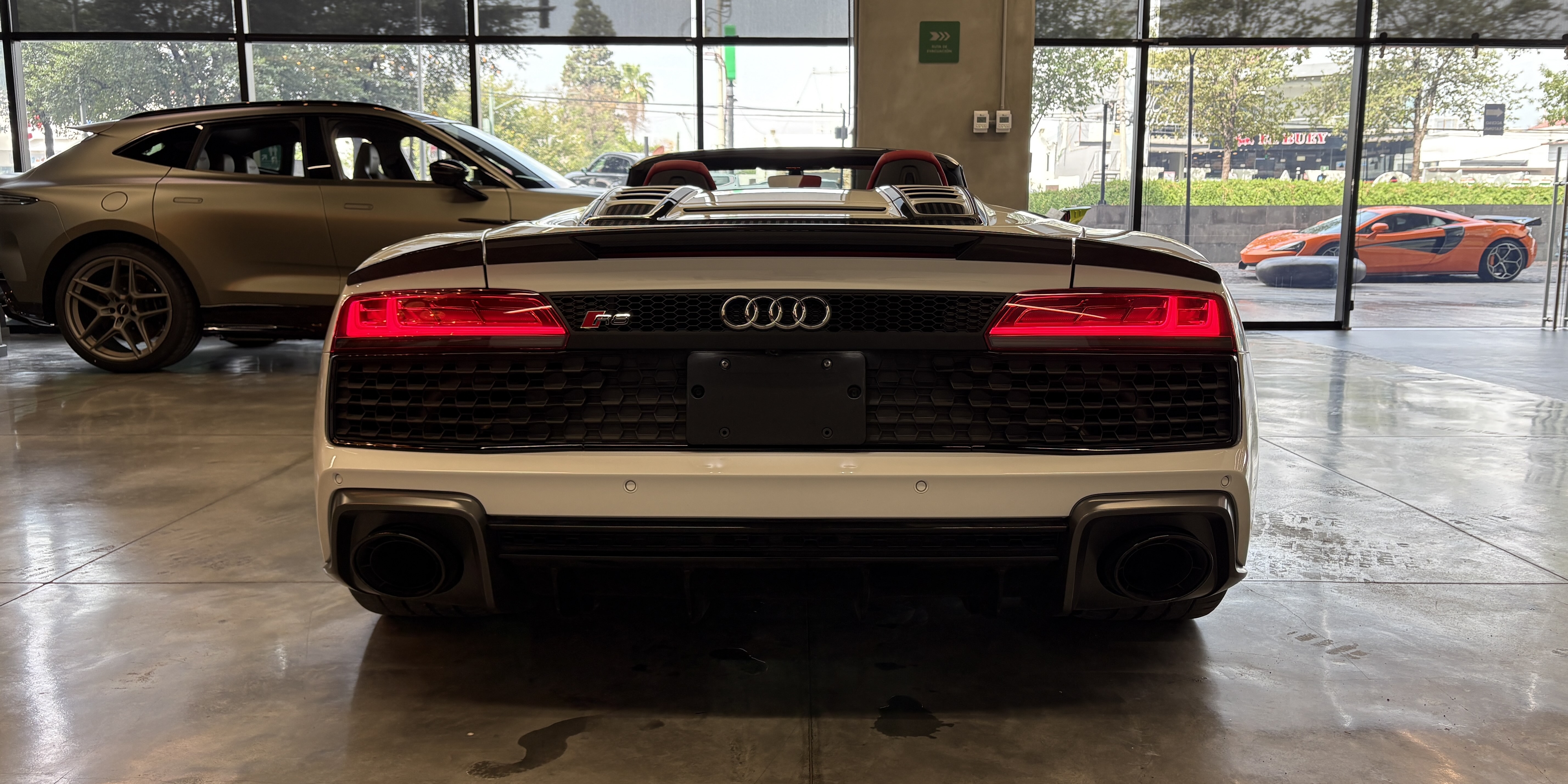 Audi R8 Spyder V10 Performance