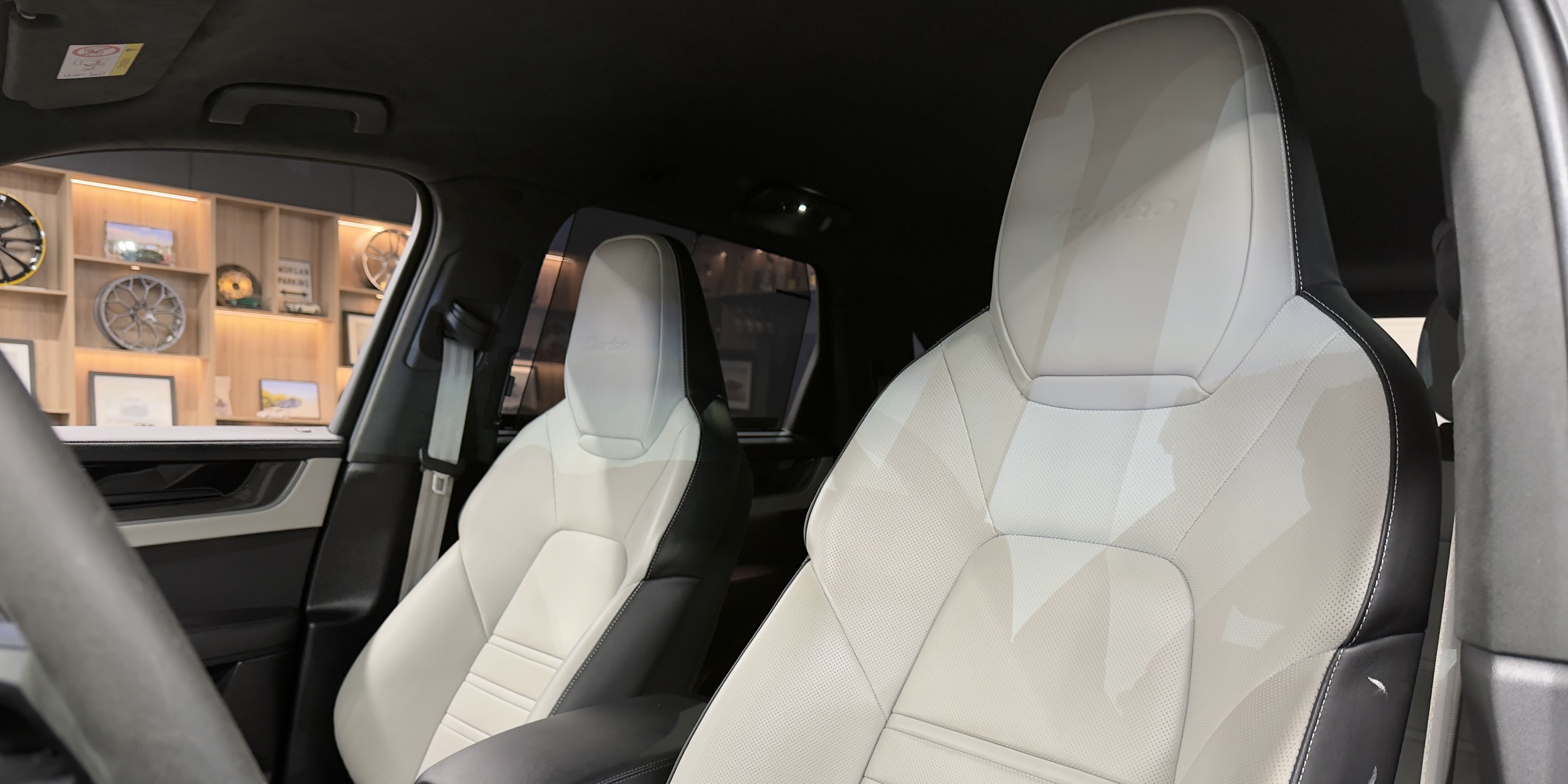 Porsche Cayenne Turbo E-HYBRID