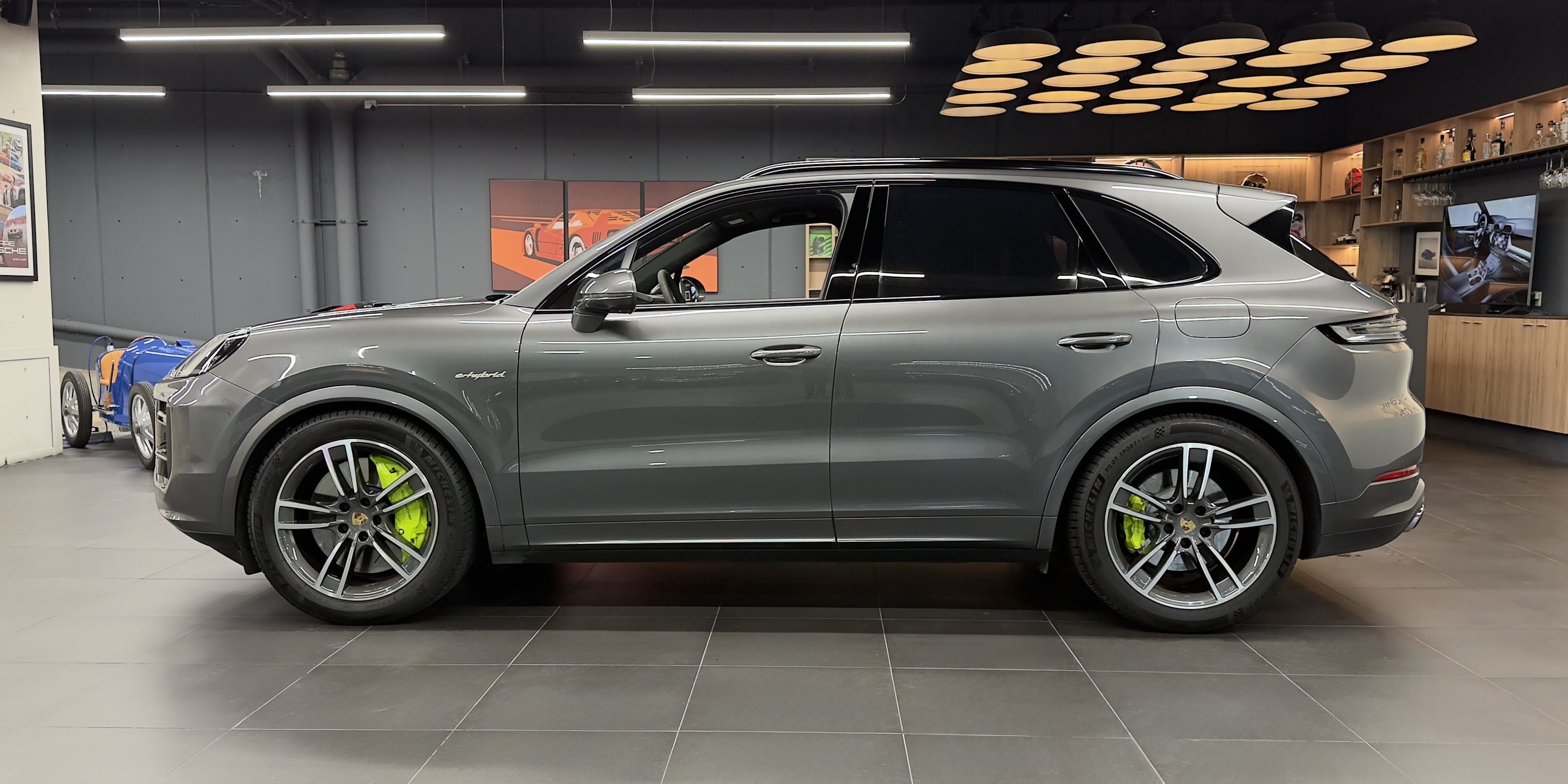 Porsche Cayenne Turbo E-HYBRID