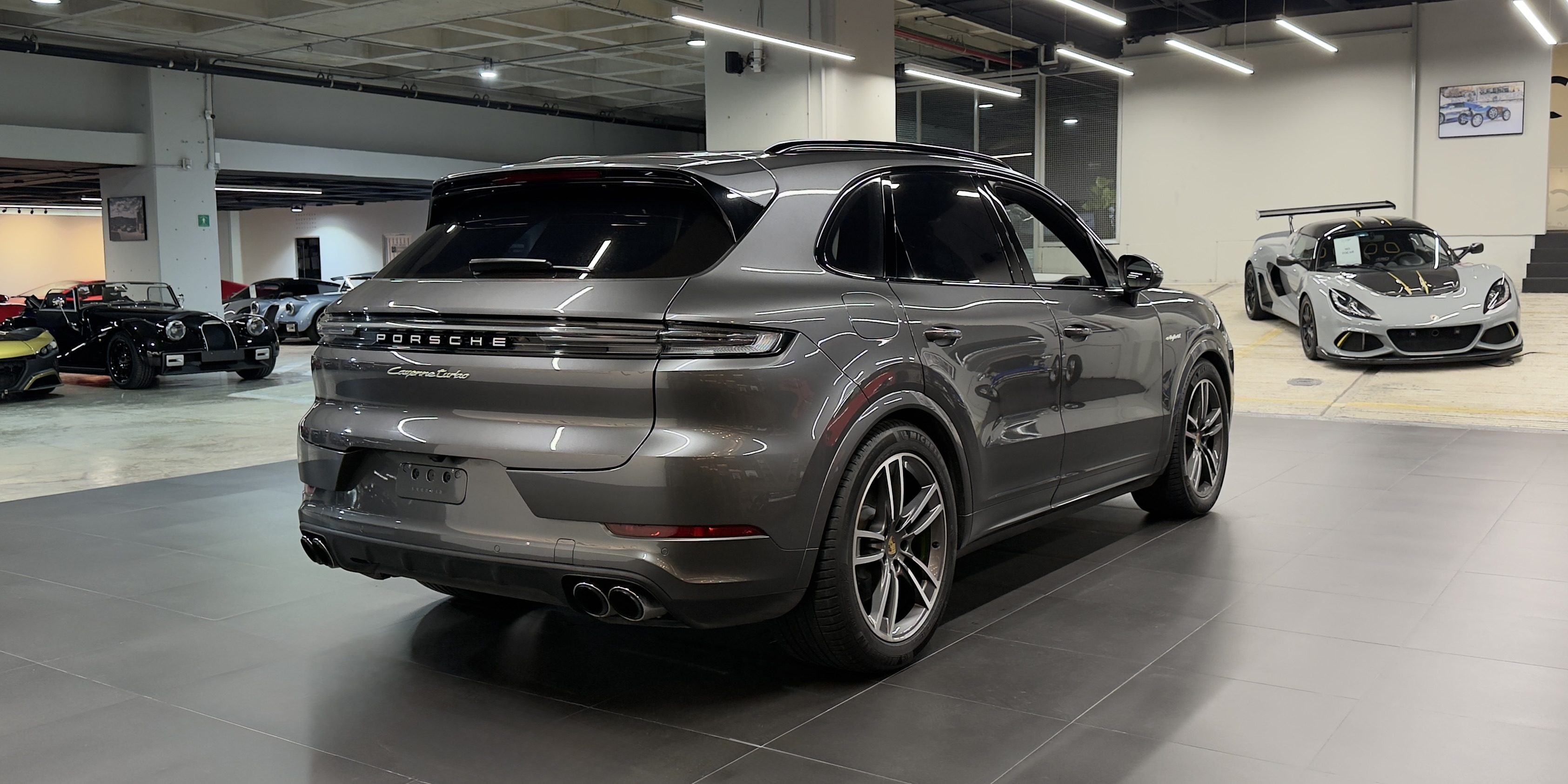 Porsche Cayenne Turbo E-HYBRID