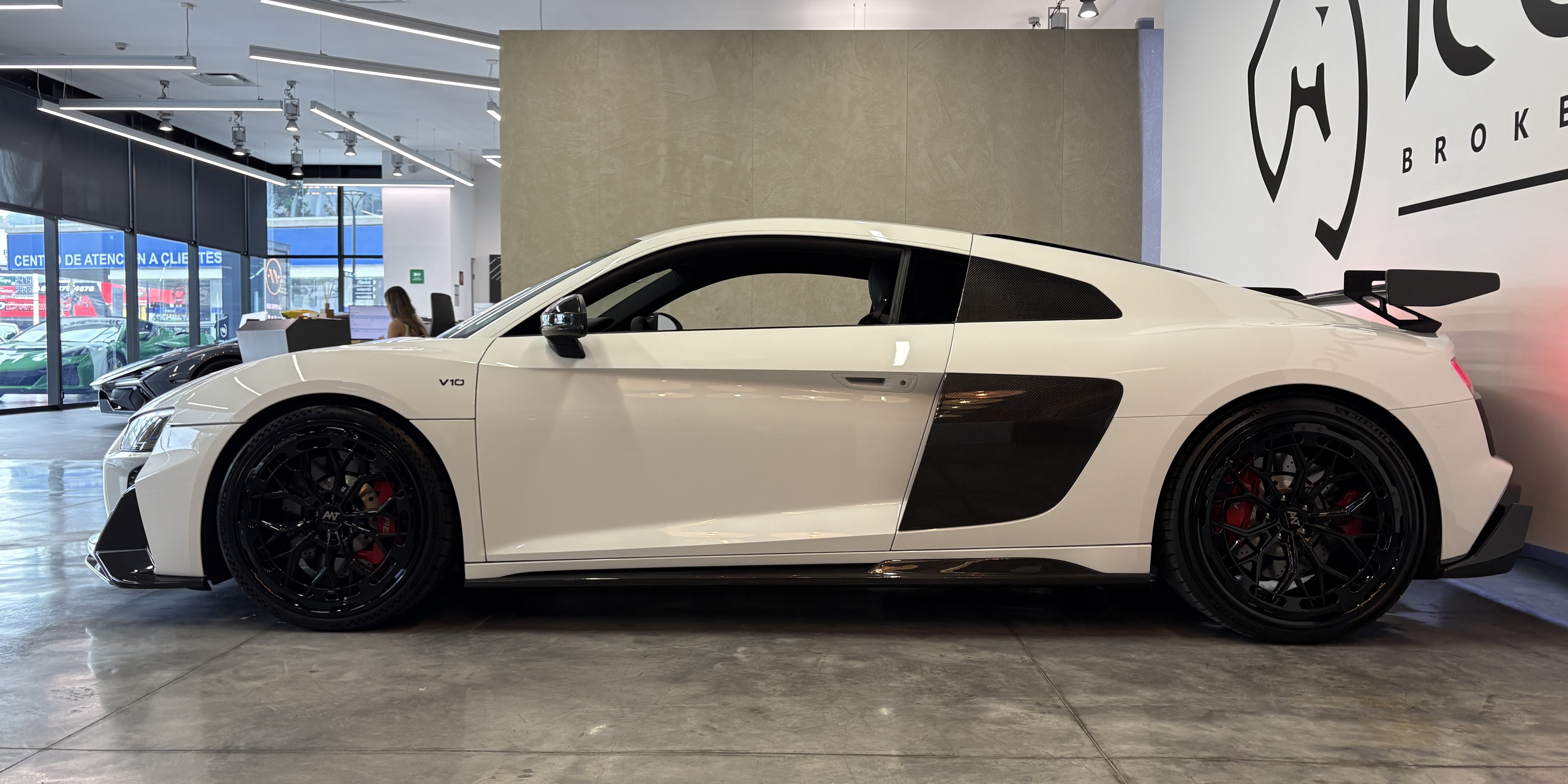 Audi R8 Coupe RWD