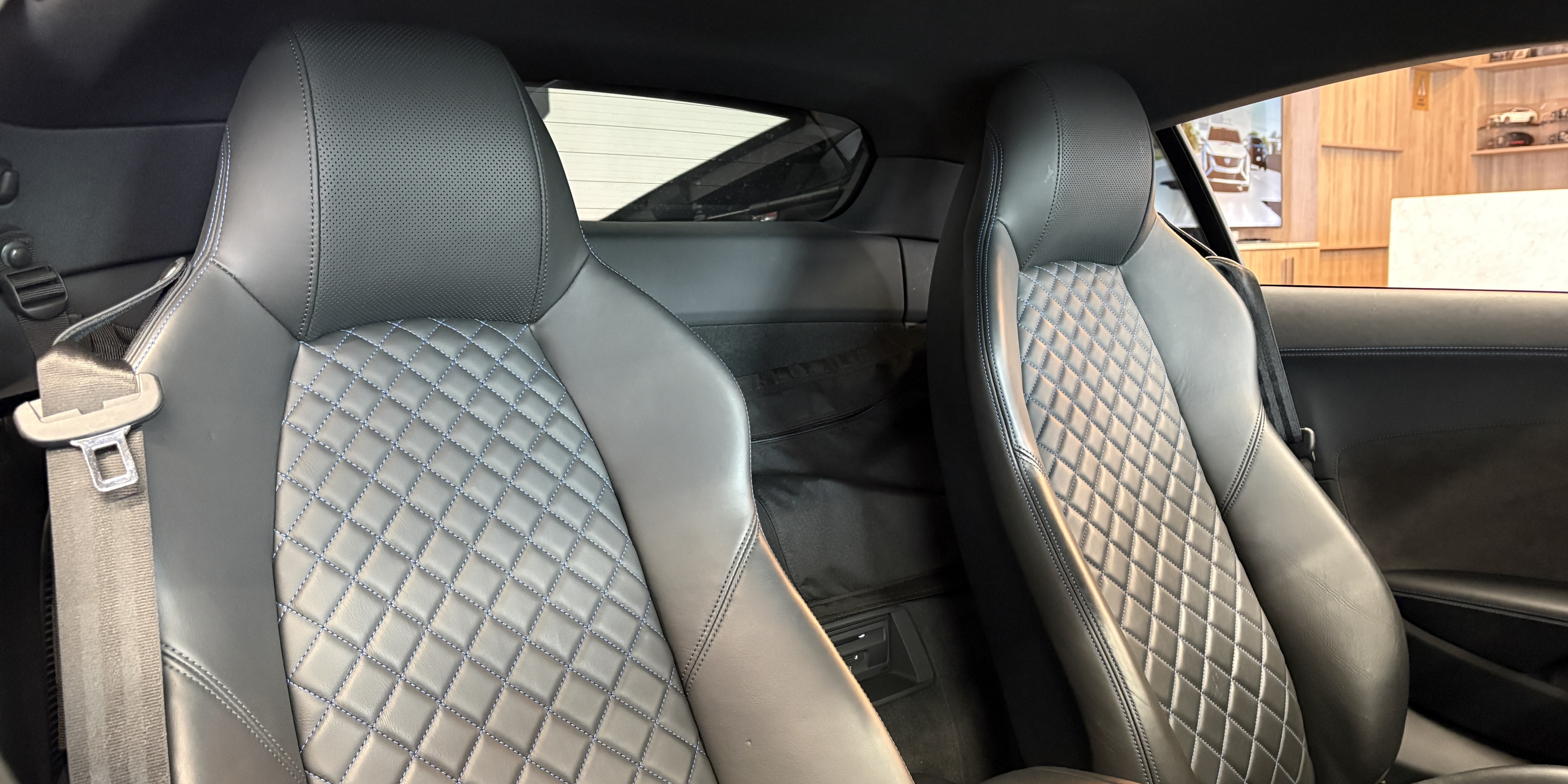 Audi R8 Coupe RWD