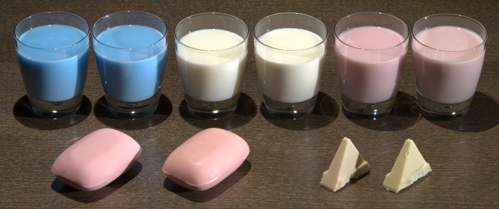 Fabricating Translucent Materials Using Continuous Pigment Mixtures-Image