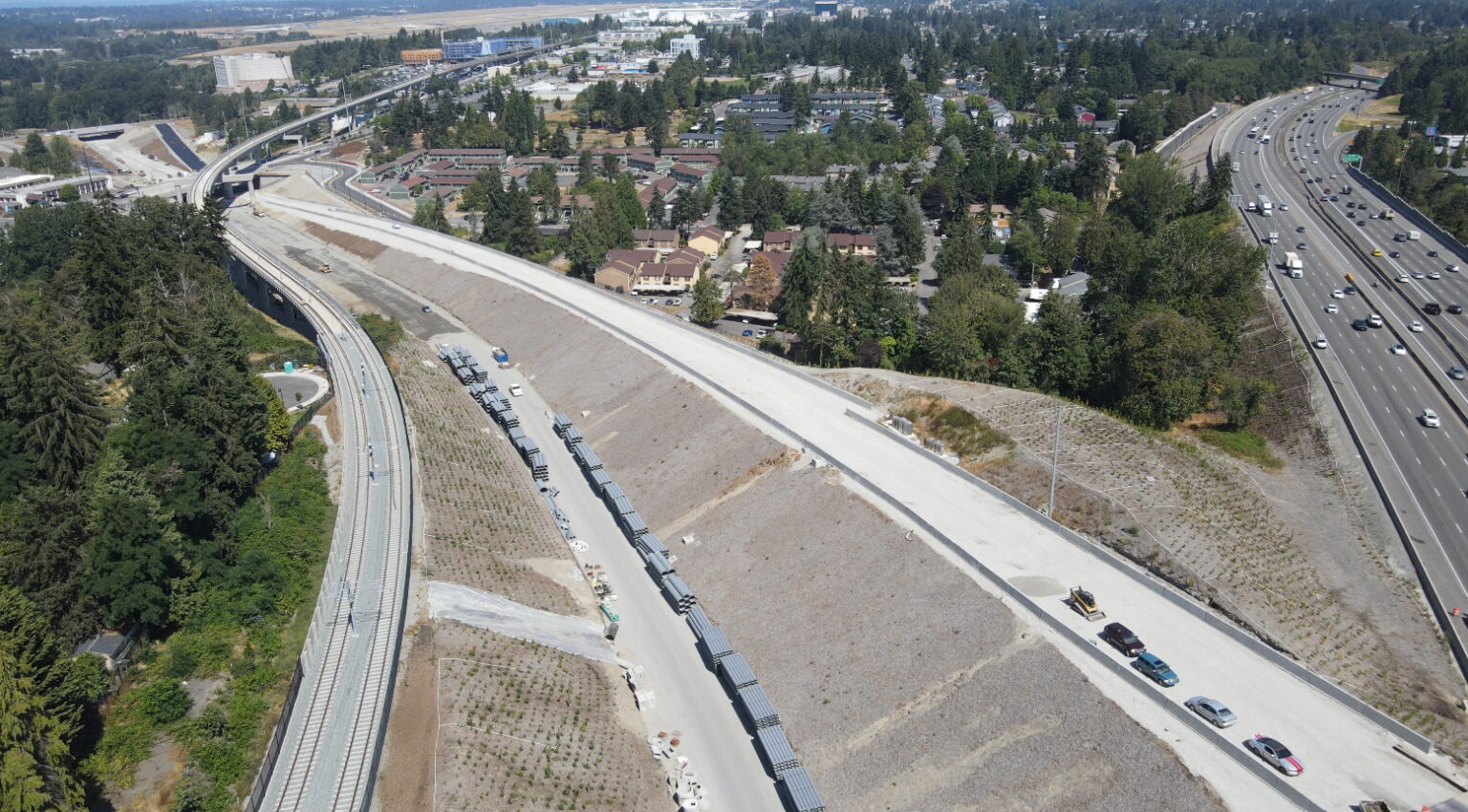 The first mile of the new SR 509 expressway and I-5 connections are being built through the SR 509 Stage 1b contract