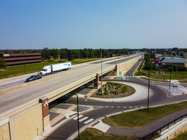 Image example of a grade separation and an interchange.