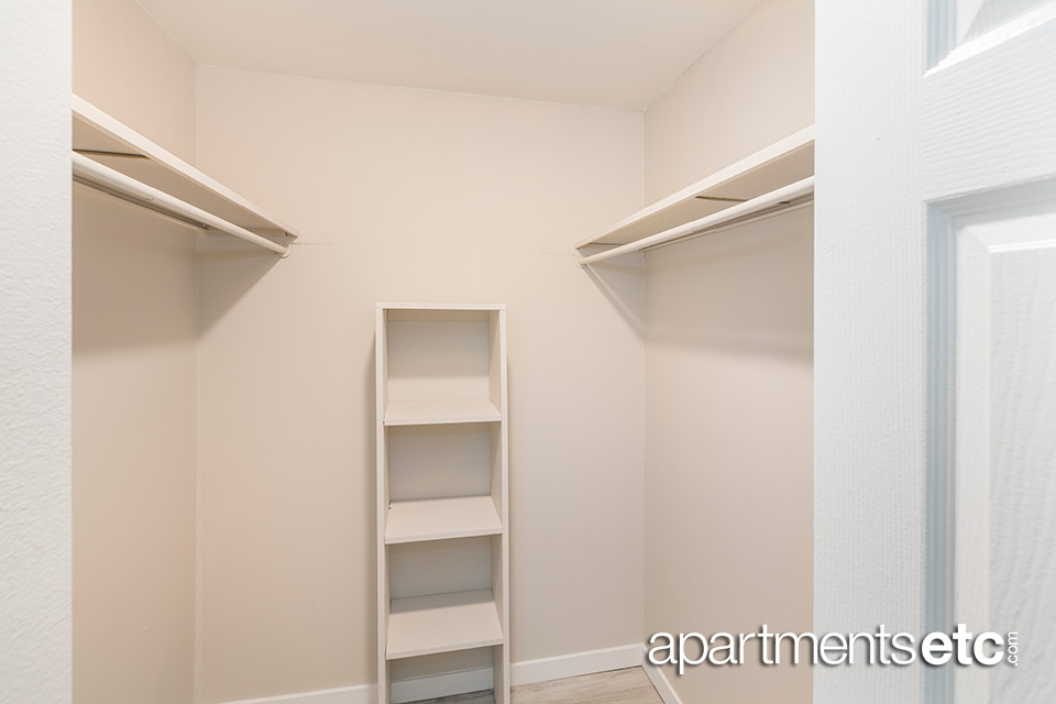 Featherstone Colorado Springs, CO Apartments ETC