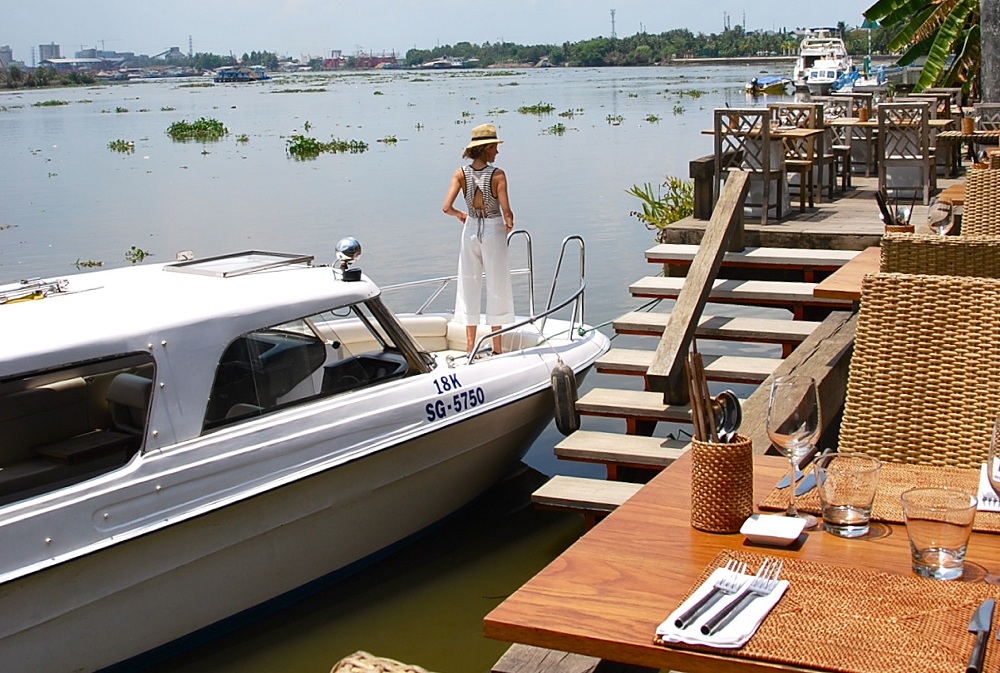 The Deck - The Romantic Restaurant In Saigon » Exotic Voyages