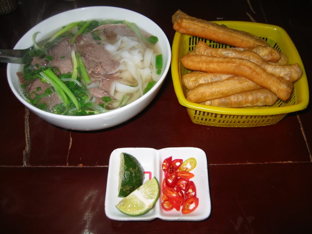 Top 10 street foods you should try to become Hanoians » Exotic Voyages