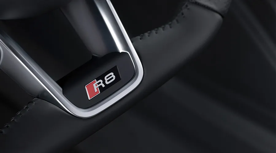 Audi R8 V10